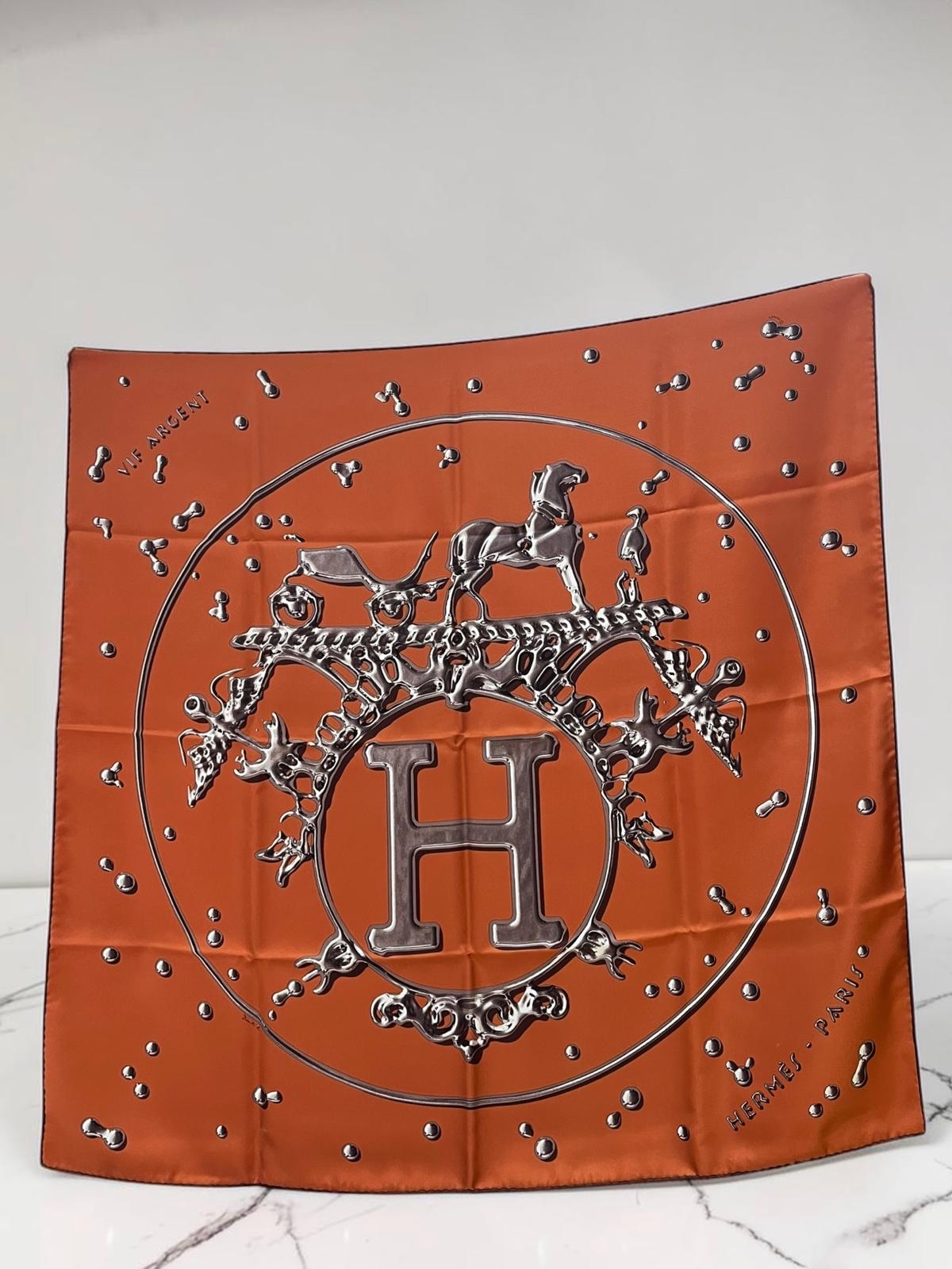 Hermes 90x90cm Scarf 100%SILK 披肩圍巾100%Authentic, 全新未使用品✅Box