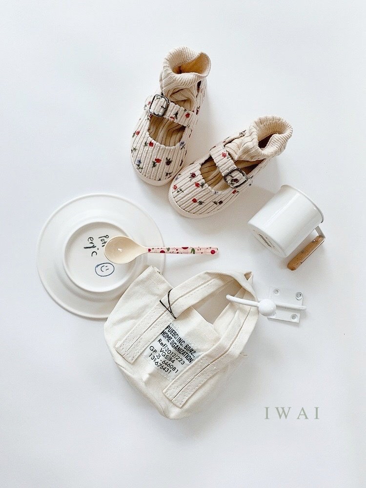 Neko | flower shoes (Ivory 130)