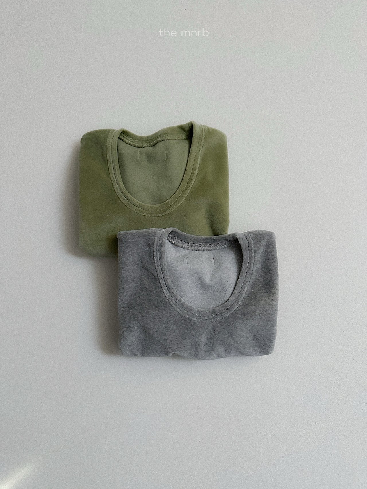 Mnirobe | Velour U-Neck Sweatshirt