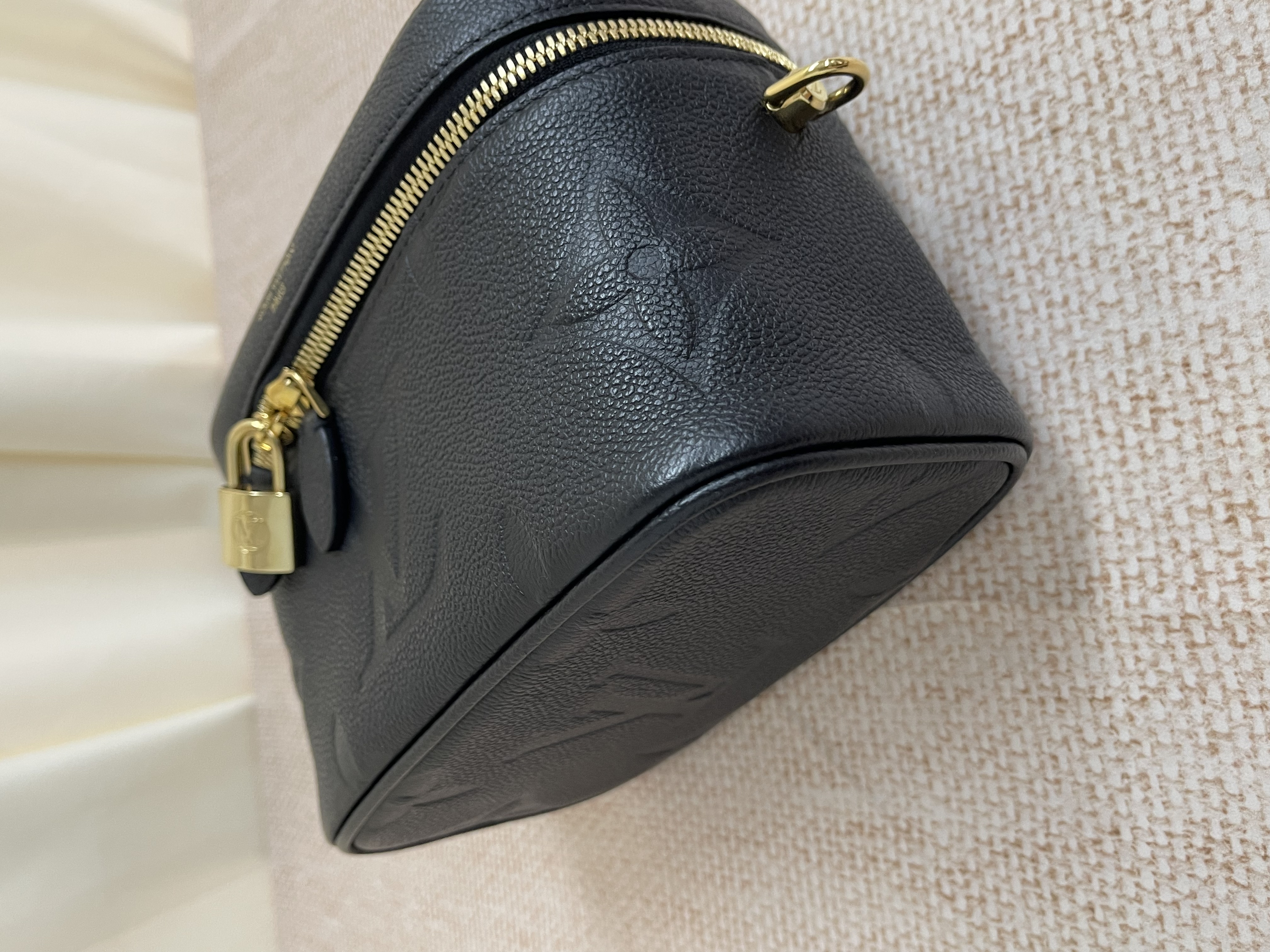 Pre-owned Louis Vuitton Monogram Empreinte Vanity Caae/ Product Code: 26053004