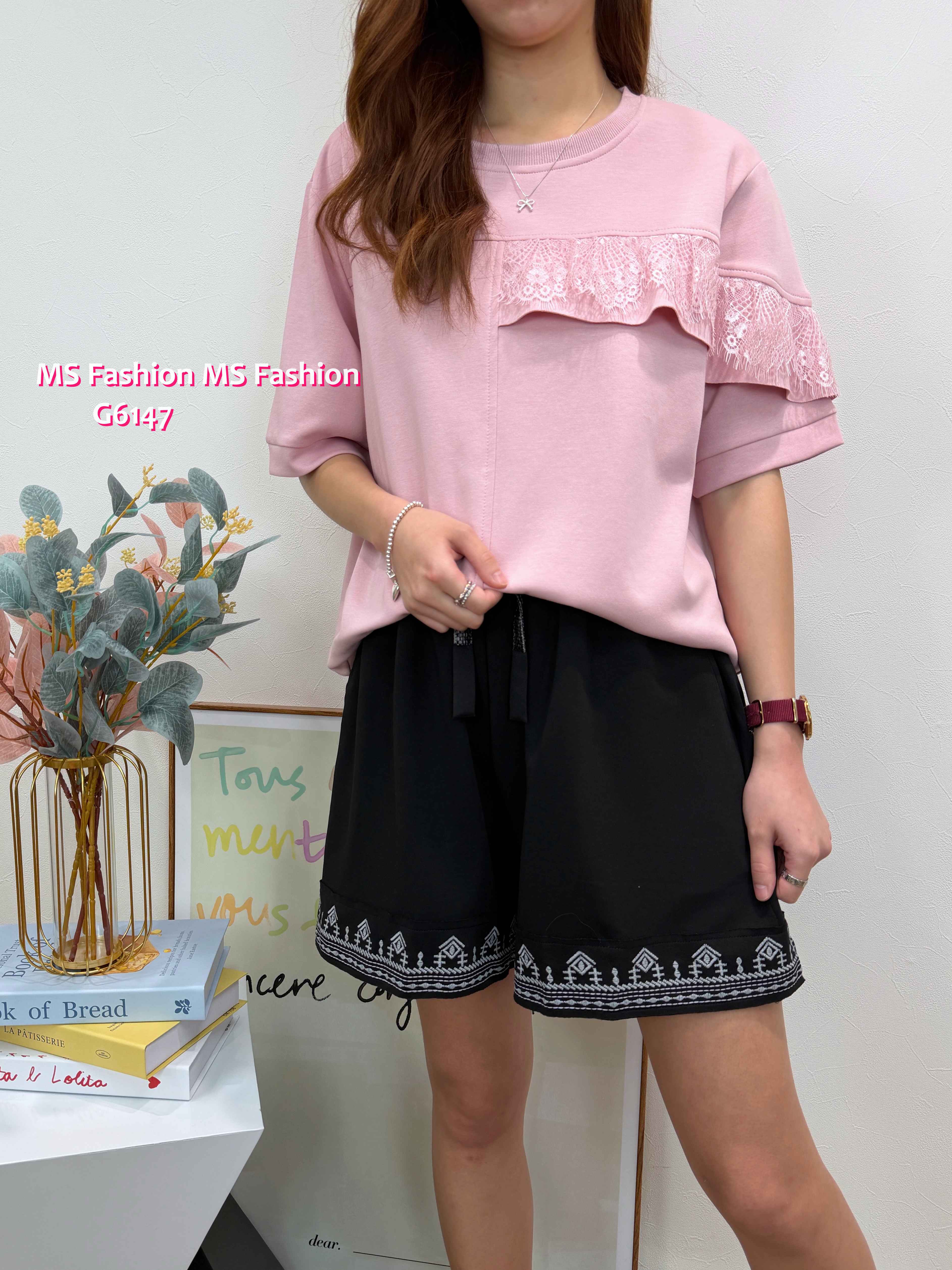 G6147 韓國🇰🇷拼lace ruffle top