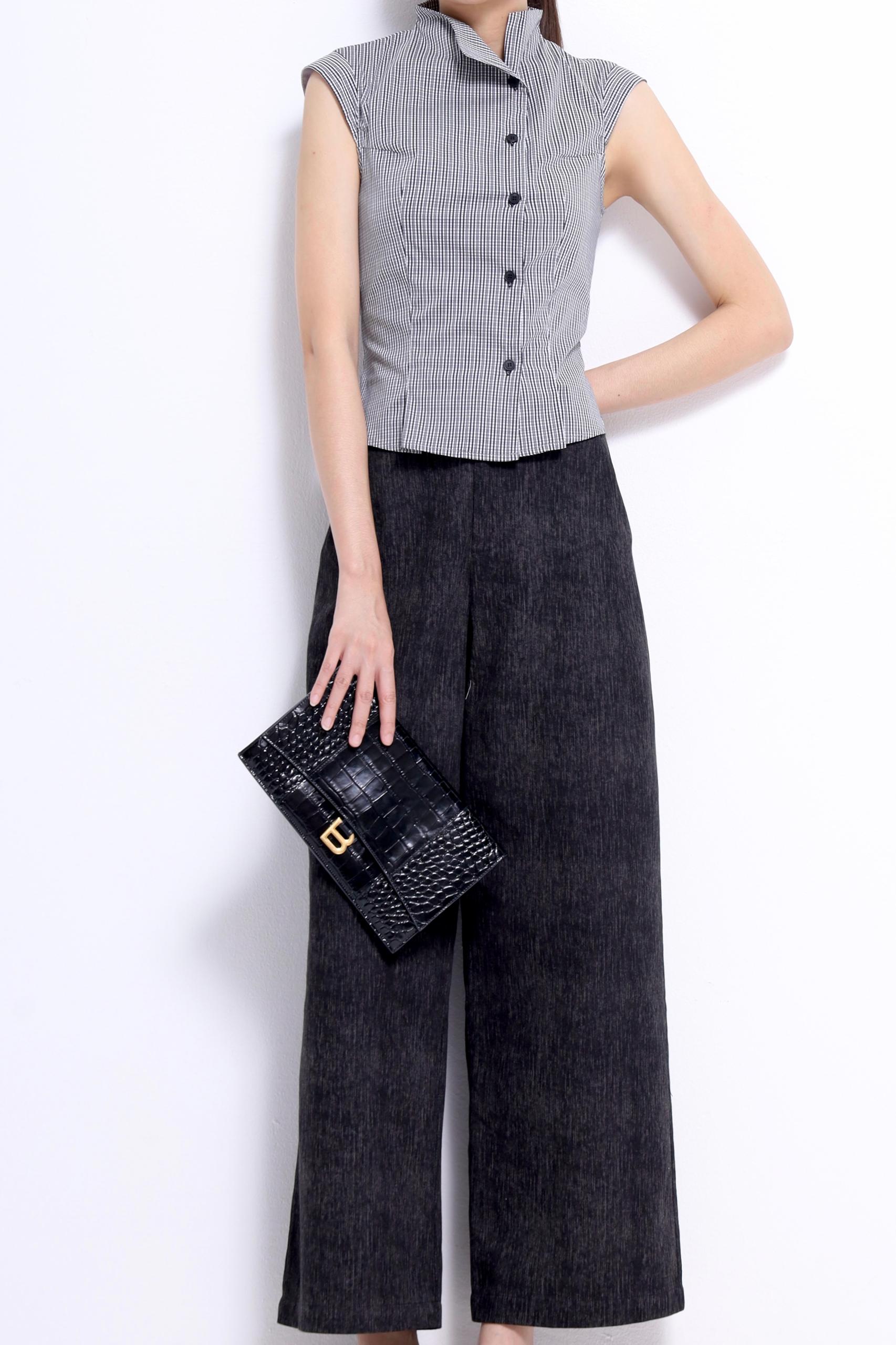 CB2756 Elise Mandarin Collar Sleeveless Blouse