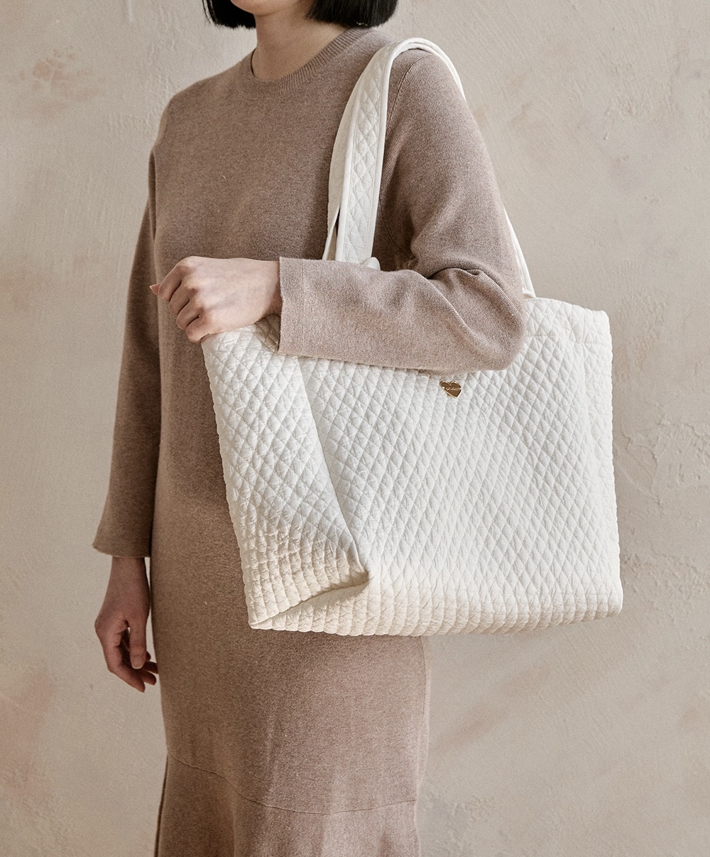 26S/S🌸DTD金心點綴100支鑽石絎縫系列-雙把手大號尿布包