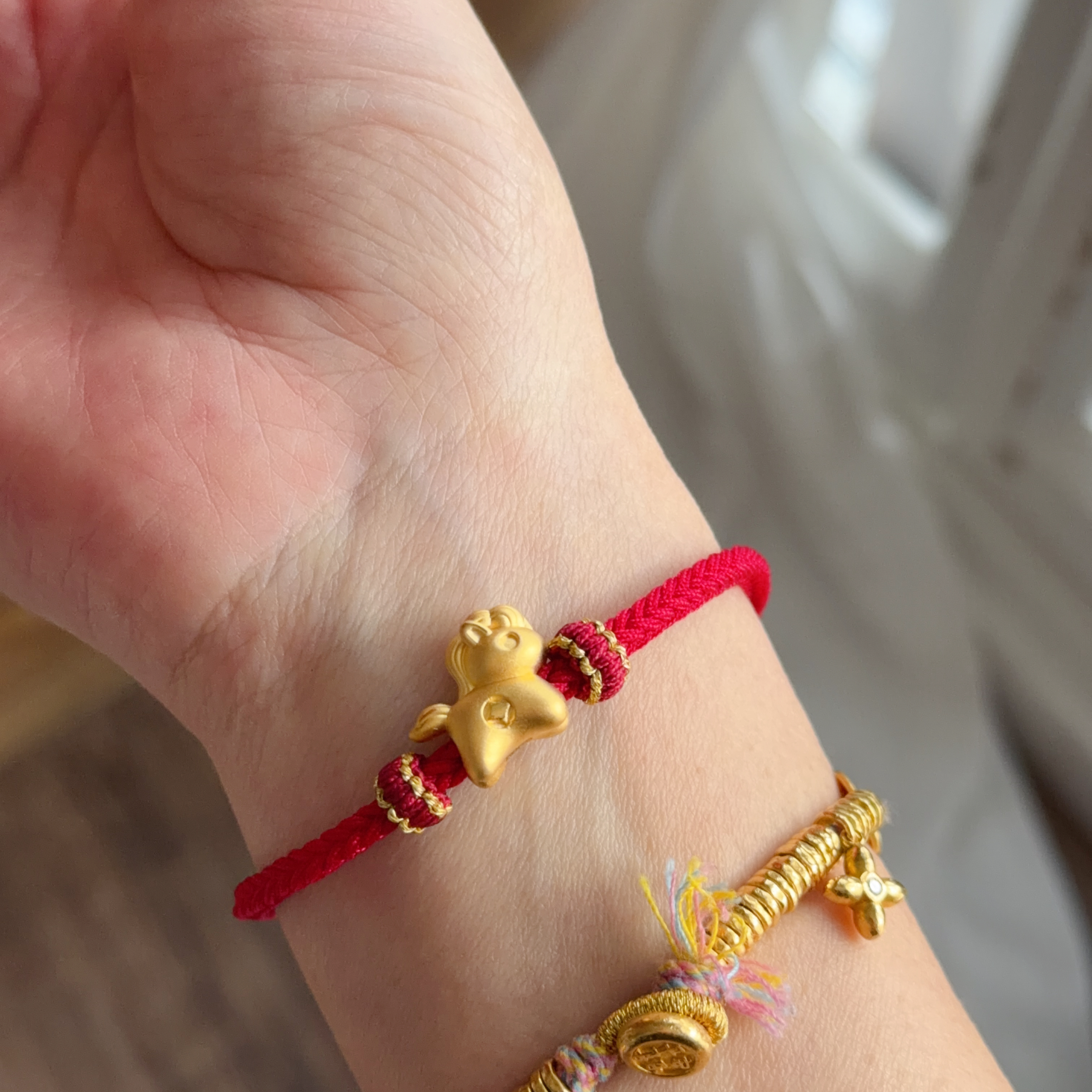 999硬金馬上有錢襯手繩