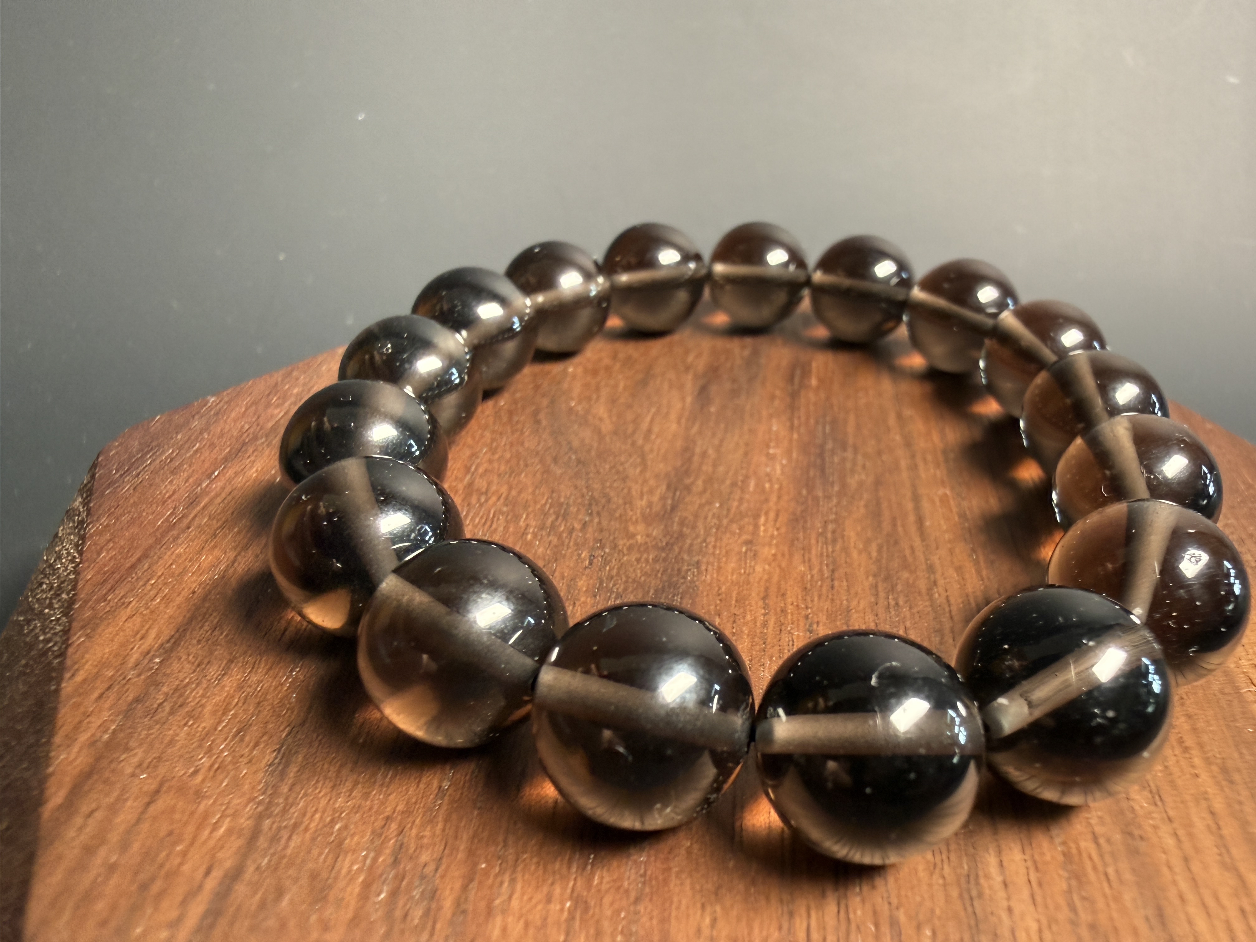 冰曜黑石手串 （12mm) (option 1)
