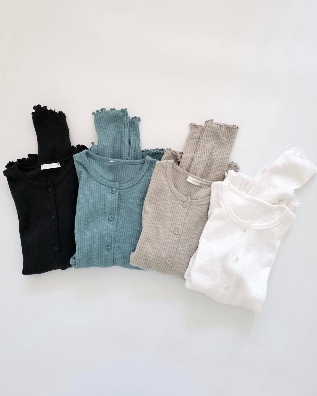 開鈕木耳邊直紋Cardigan