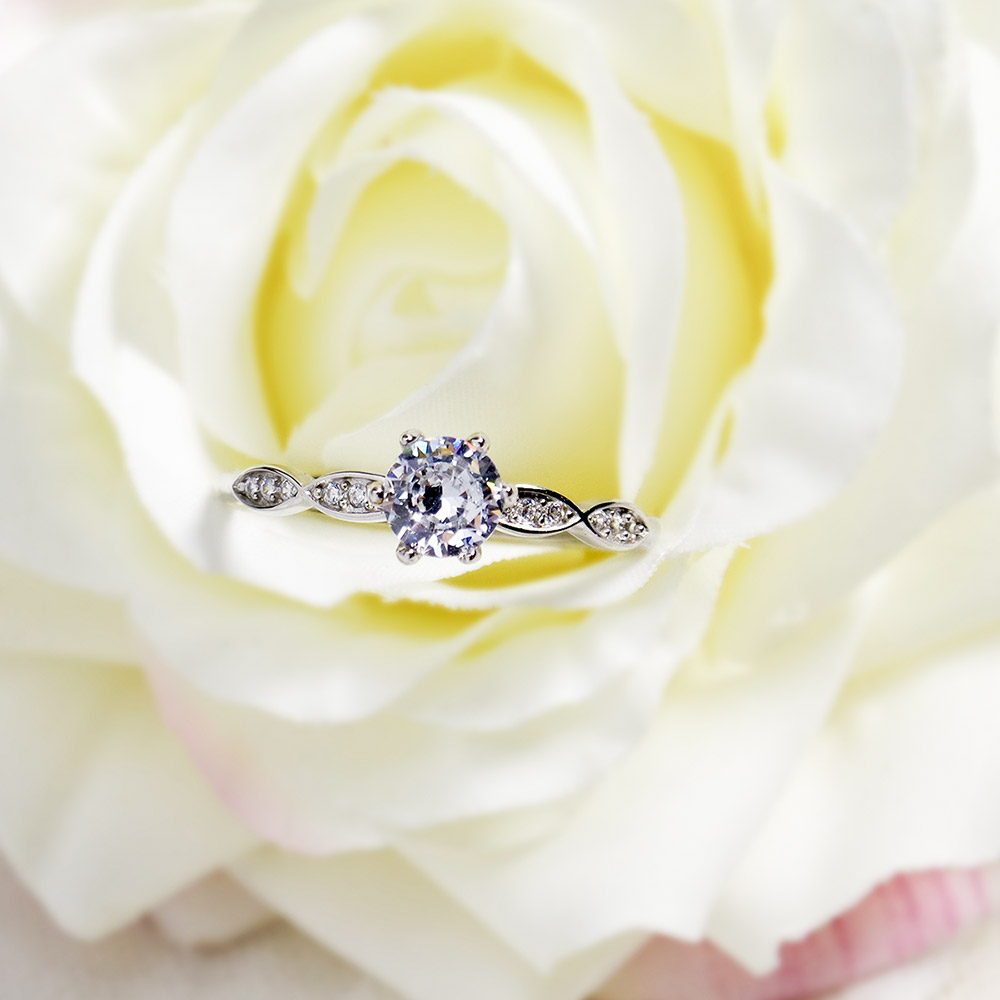 📦訂購 台灣限定 STORY 故事銀飾 唯一 密鑲排鑽莫桑石純銀線戒 戒指