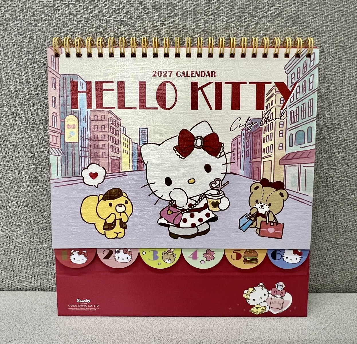 🇭🇰港版Sanrio 2027年座枱月曆