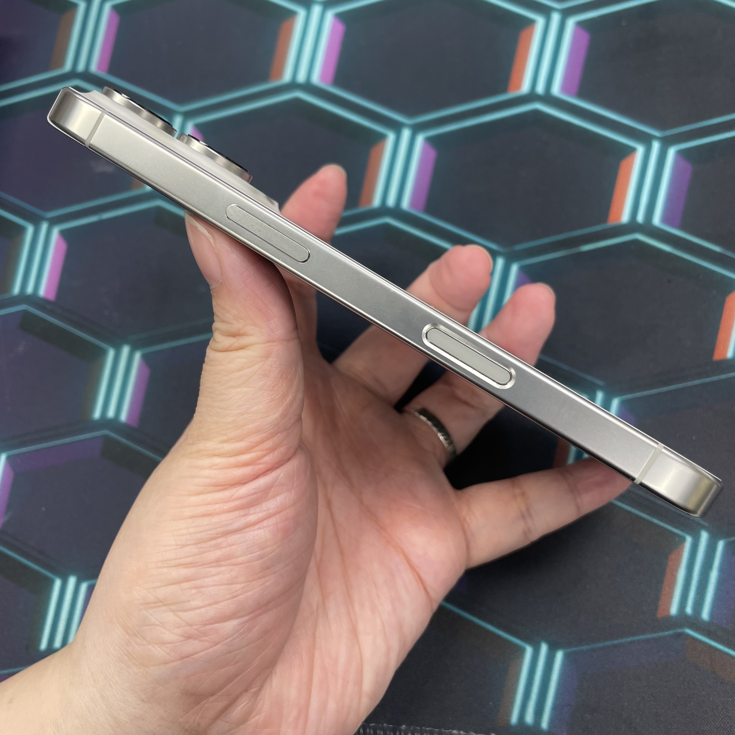 *6244 16 pro 勁靚機 512GB 電91 白色 white