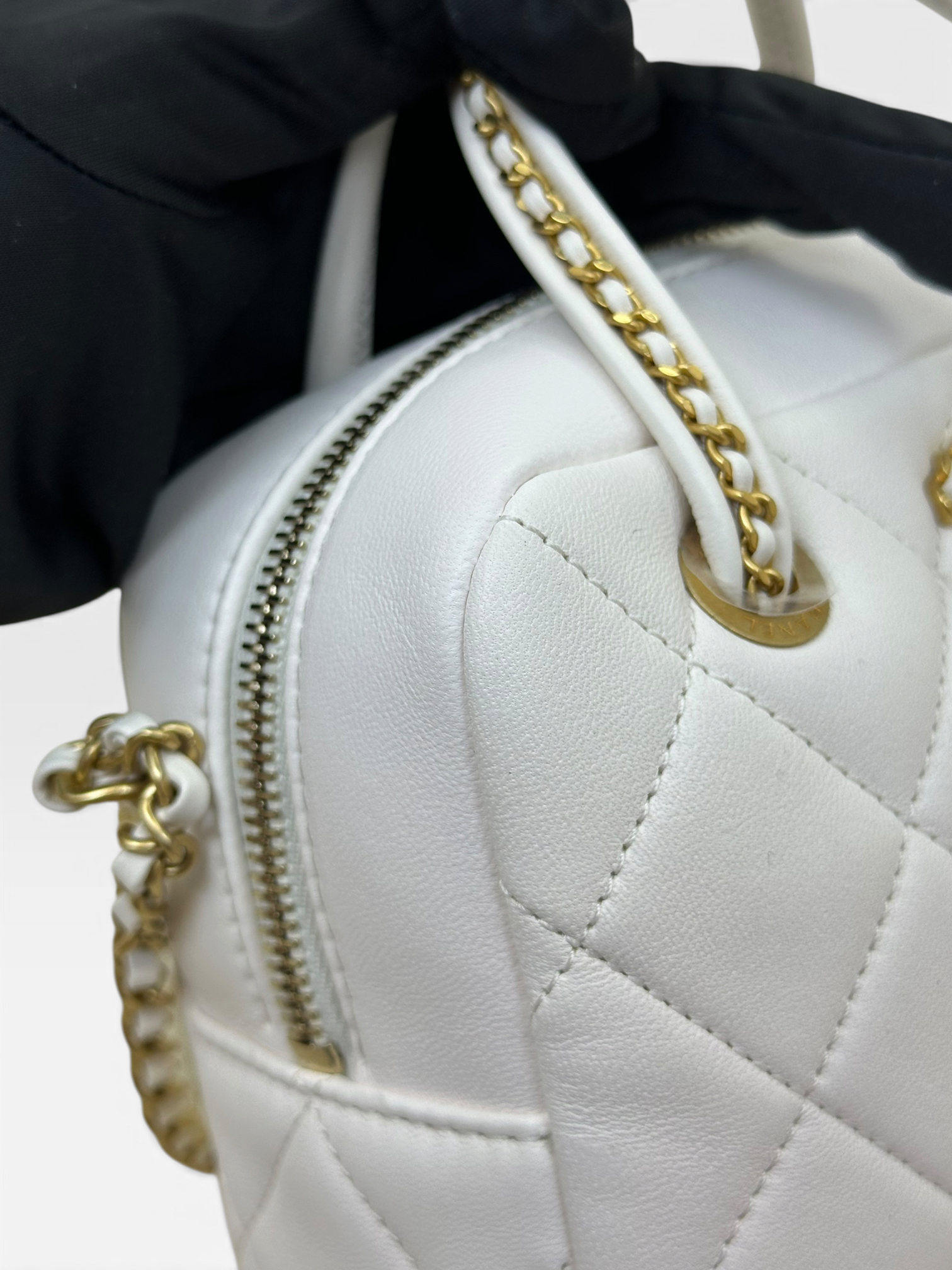 Pre-Owned CHANEL Top Handle Bowling Bag / Product Code: K090406
