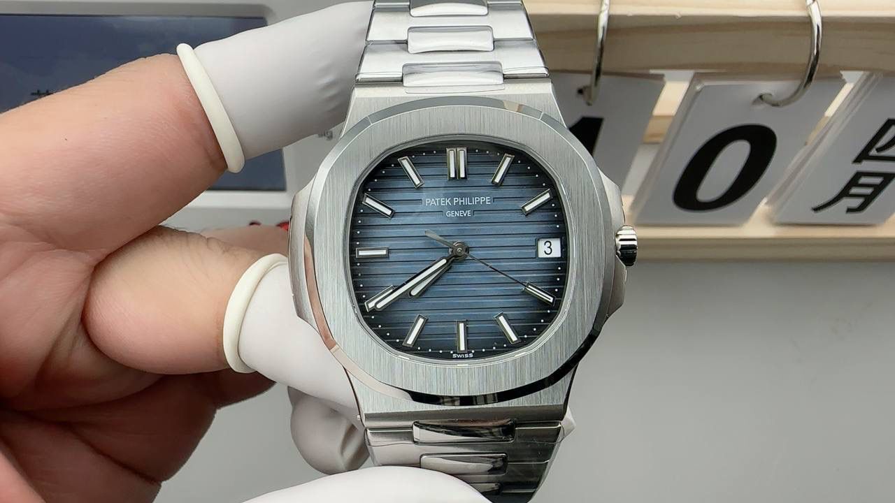 百达翡丽鹦鹉螺5711系列/蓝盘钢带款/40mm*8.3mm/Cal.324全自动一体机械机芯😍💯🤍