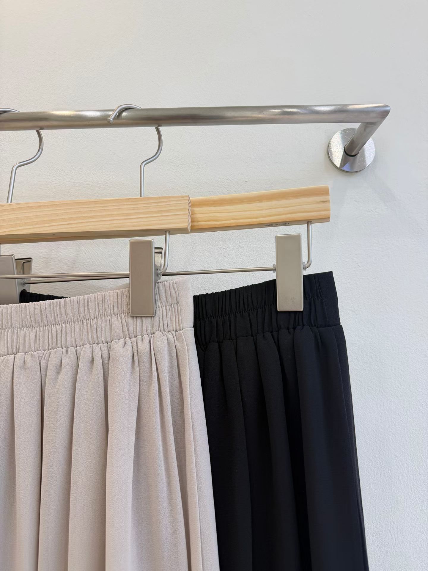 CT23 飄逸雪紡壓褶繫帶高腰寬裙褲