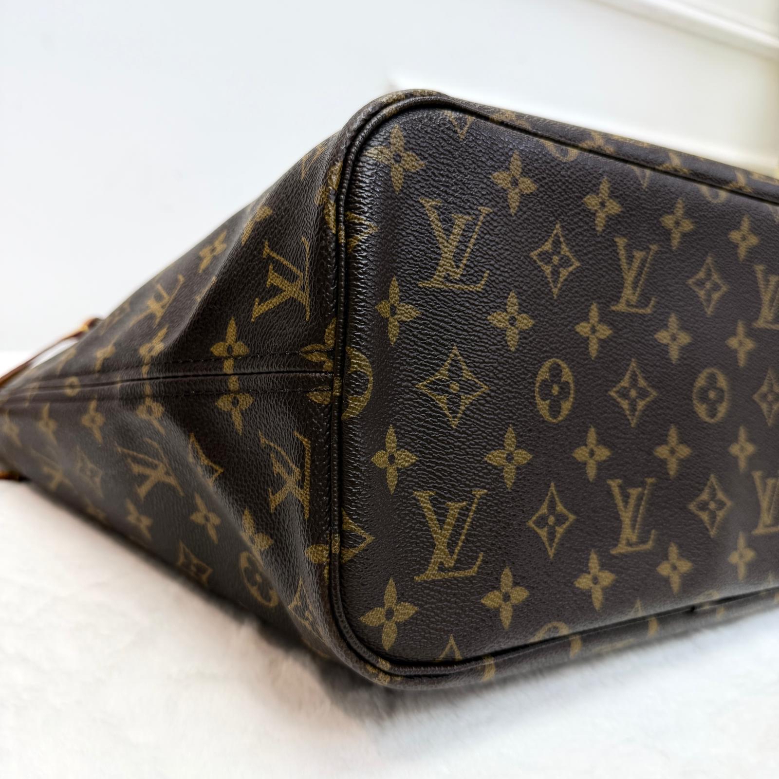 超抵價‼️經典中古老花LV Neverfull M'm