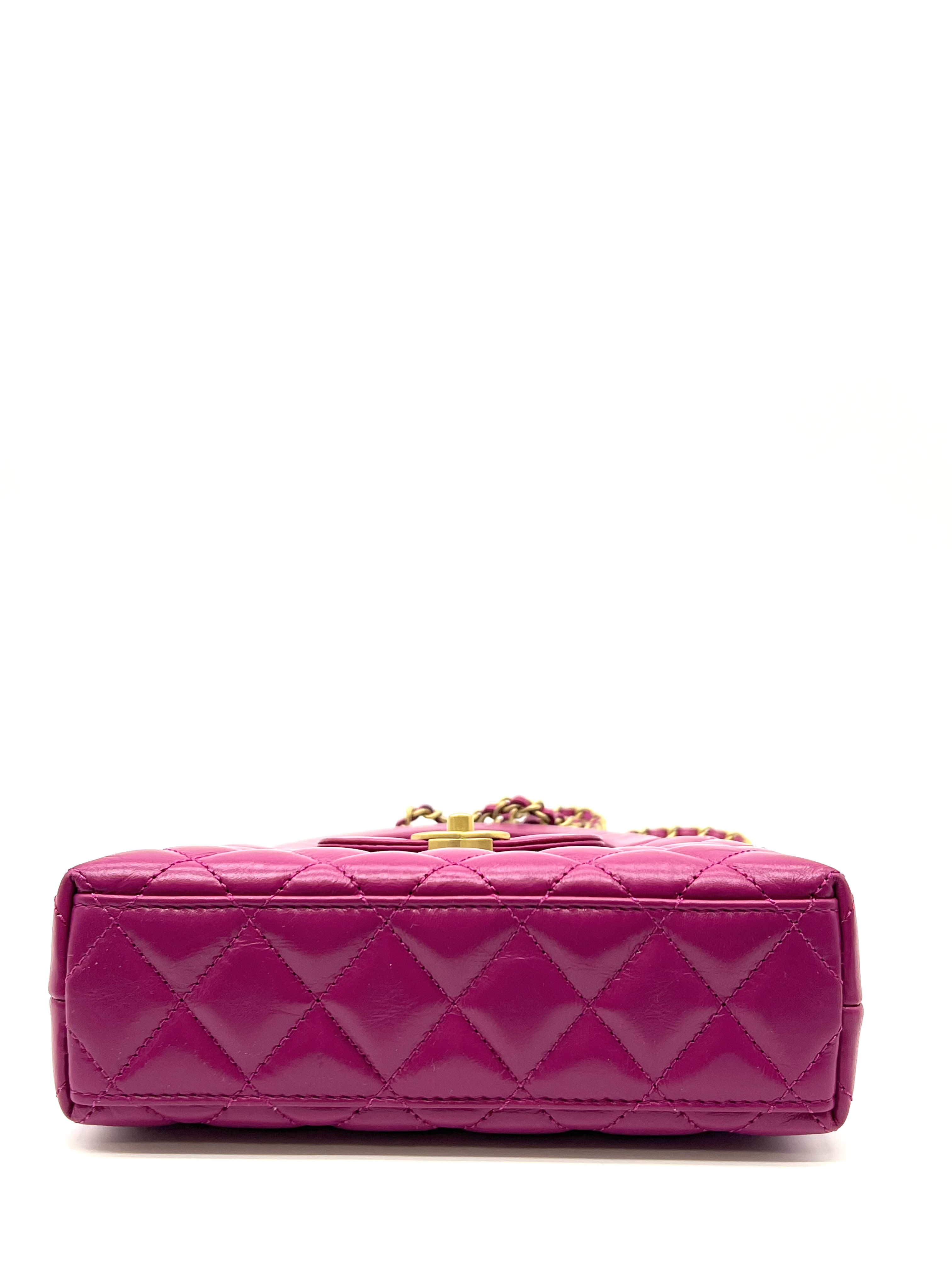 Pre-Owned CHANEL Kelly Mini Top Handle Bag / Product Code: 26051109