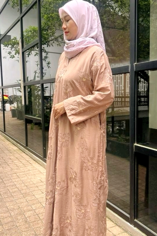 MILAH Embroidery in Latte