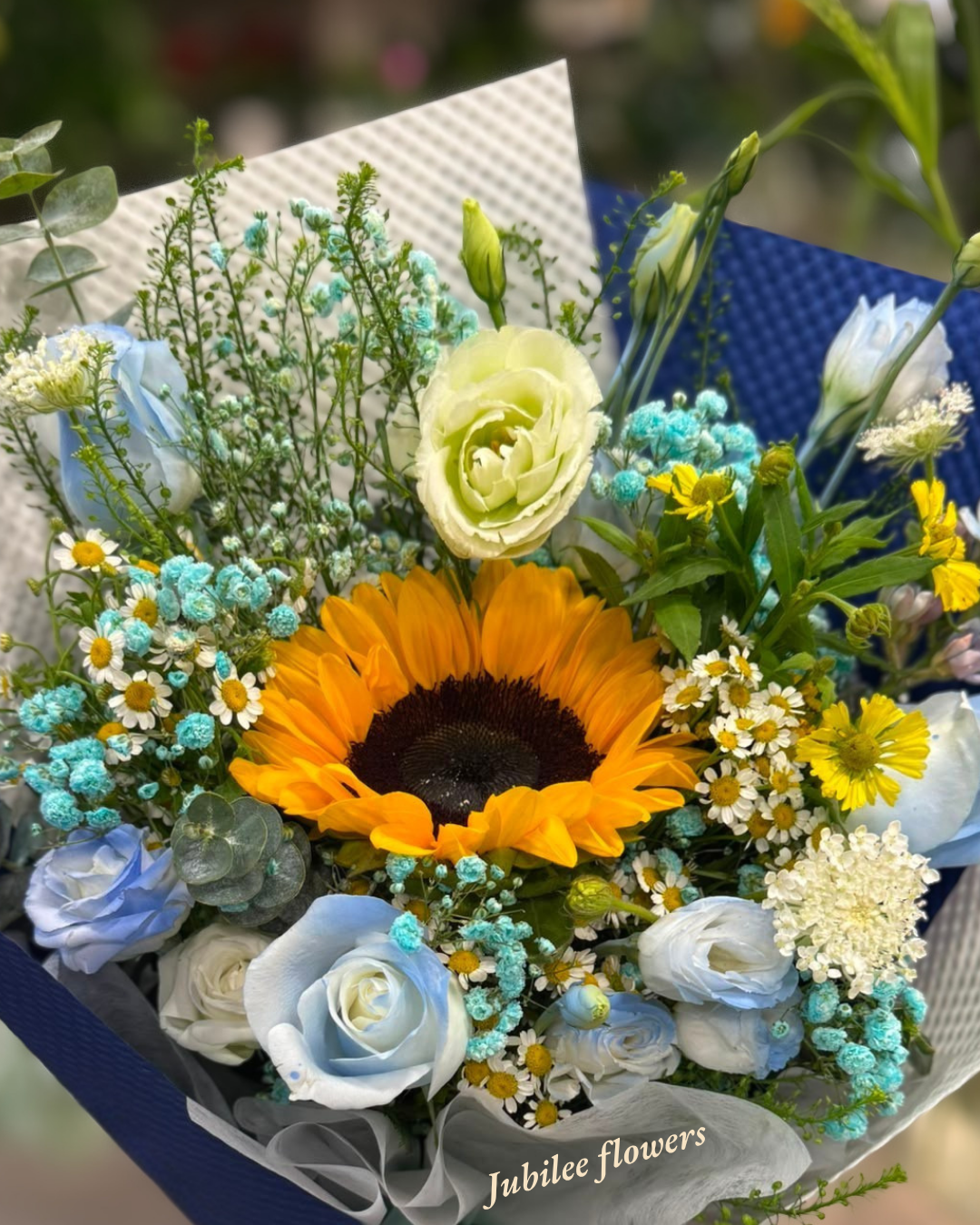 🌻向日葵 · 碎冰藍玫瑰花束