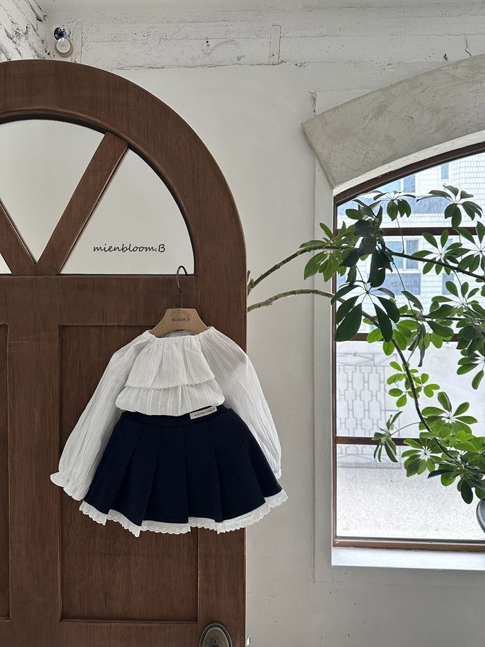 🇰🇷mienbloomb blouse