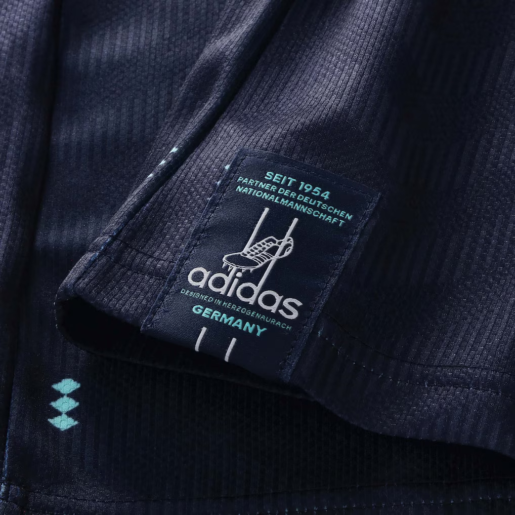 🌊海洋氣息 Adidas Germany 德國 2026-27 作客長袖球迷版球衣  (可加印球員印字及臂章) JM1381