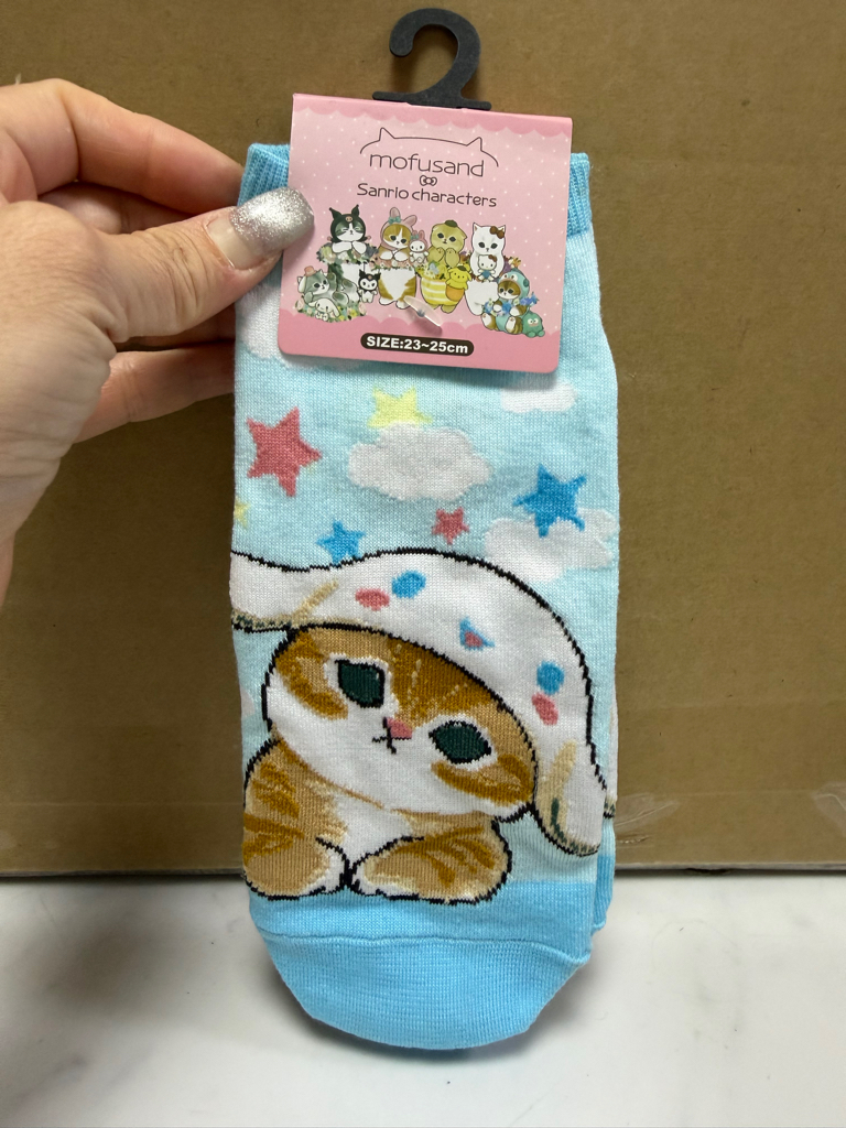 <門市現貨清貨 🈹>鯊魚貓xSanrio運動襪23-25cm