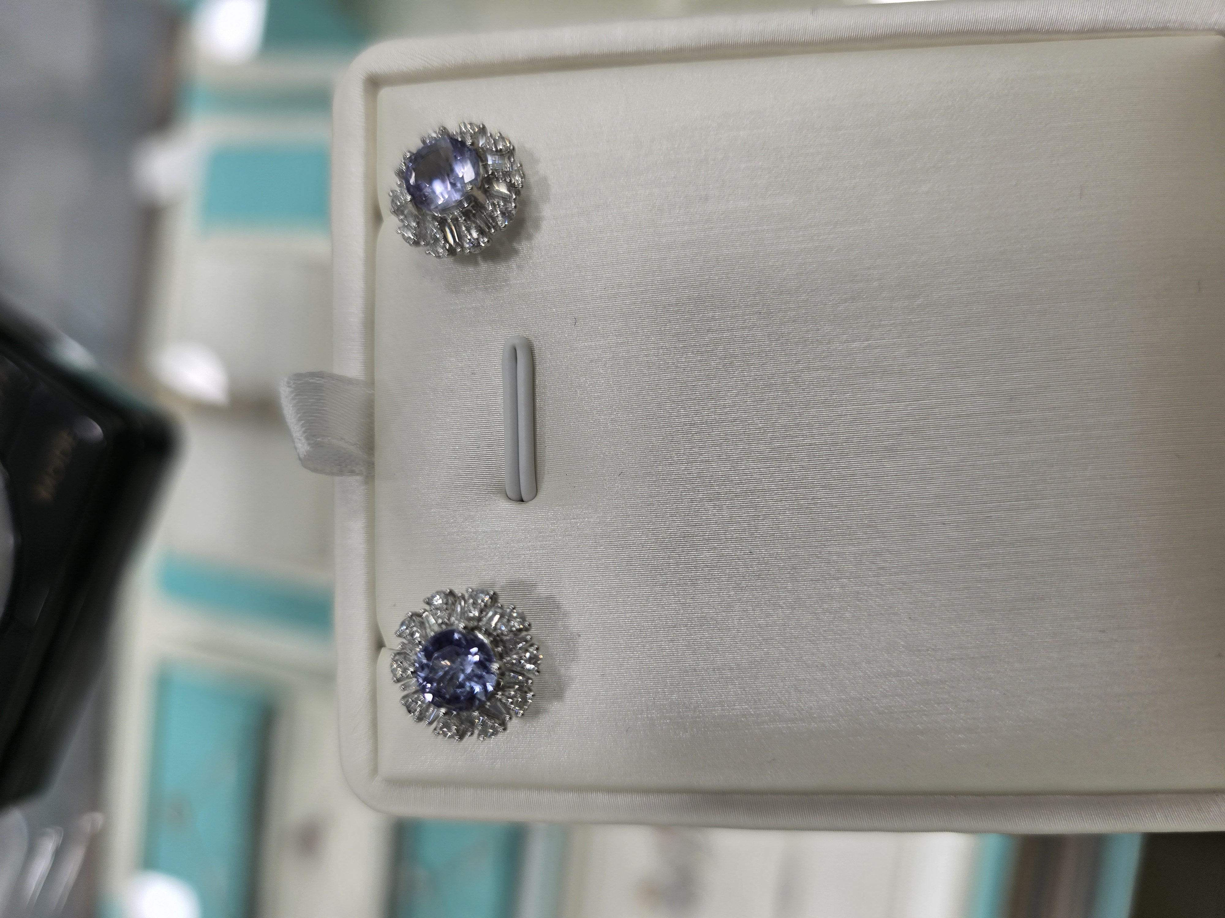 18K坦桑石鑽石耳環T2ct d0.6ct