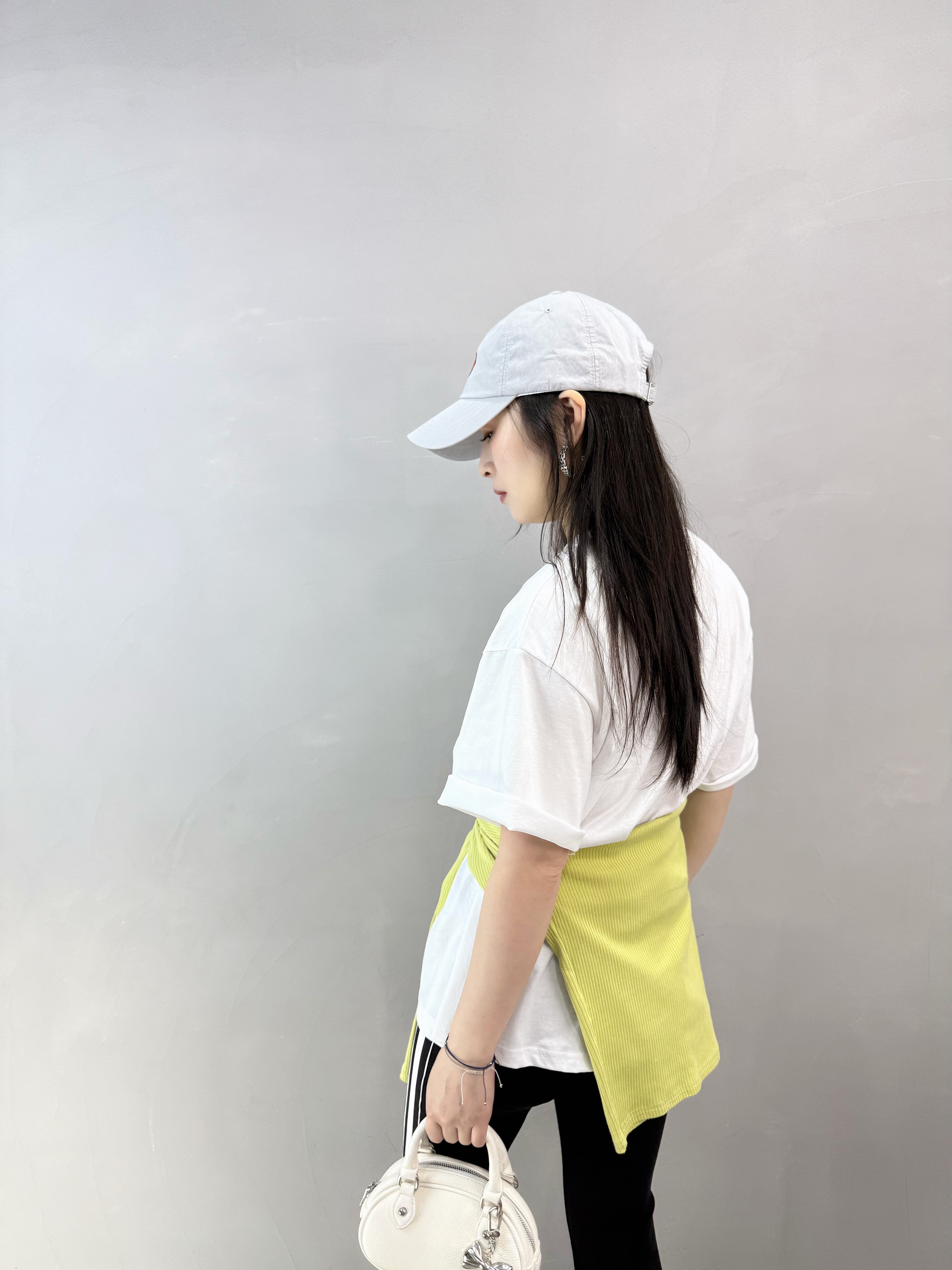 K61 側開叉英文字Tee