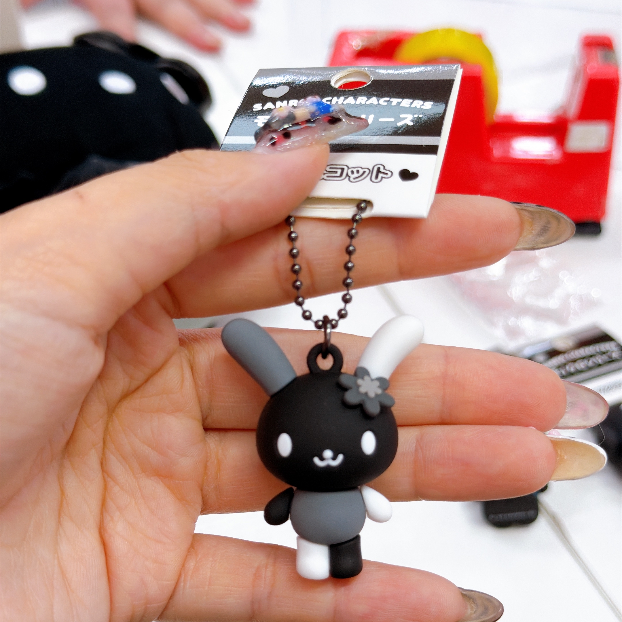 日本直送Sanrio新系列黑色鎖匙扣掛