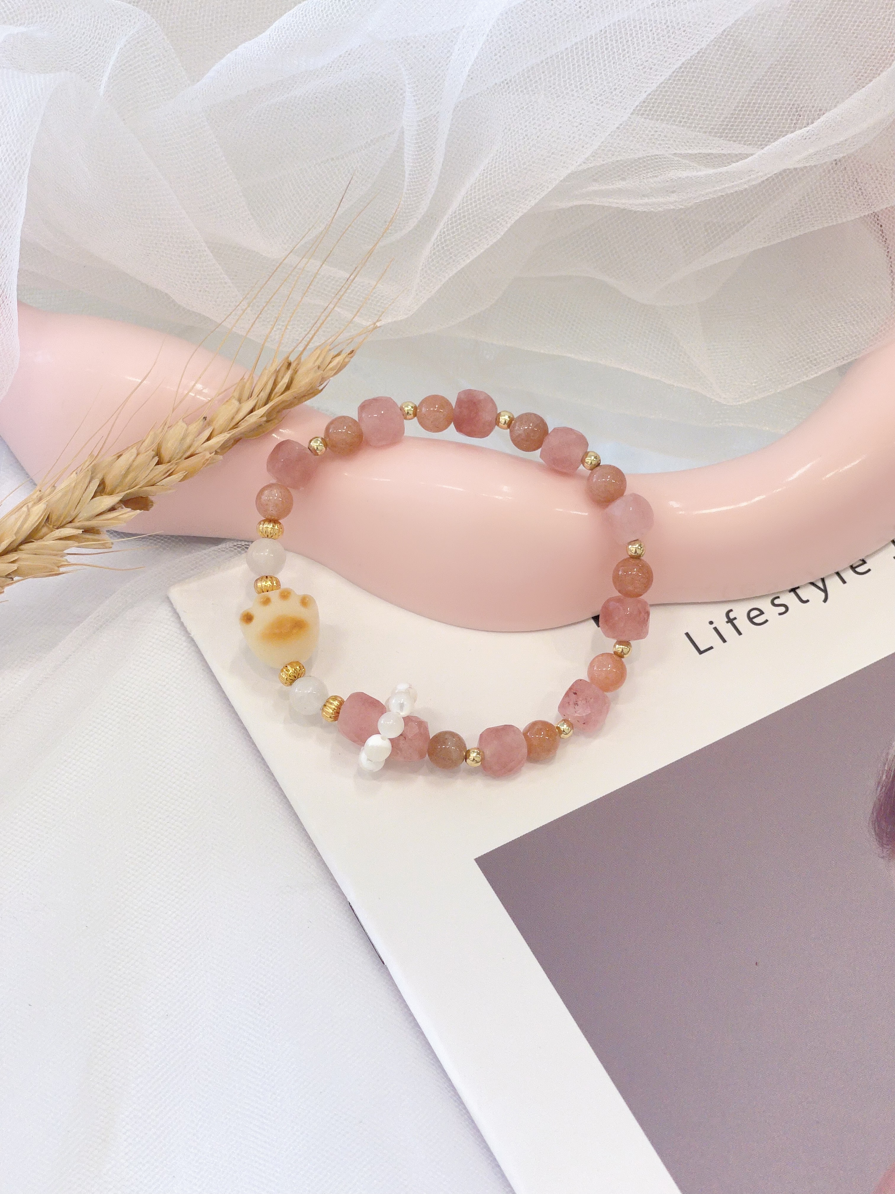 🍓 切割草莓晶 × 太阳石 × 猫爪菩提手串 Faceted Strawberry Quartz, Sunstone & Cat Paw Bodhi | 6-7mm