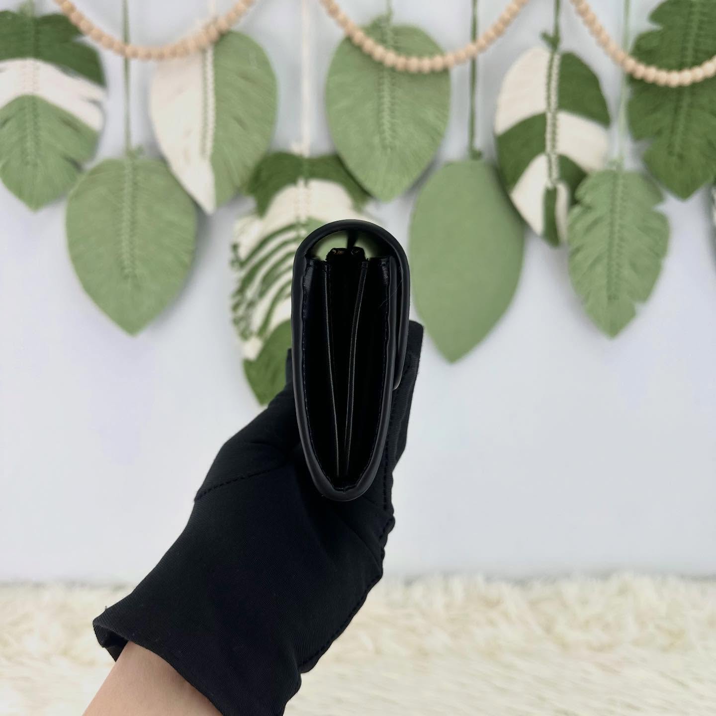 CELINE🤍PRE OWNED Triomphe 黑金牛皮長銀包 2024年全套有盒🖤