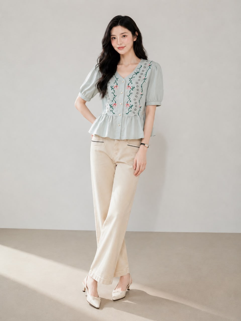 4677 Olivia Straight-Leg Denim Pants