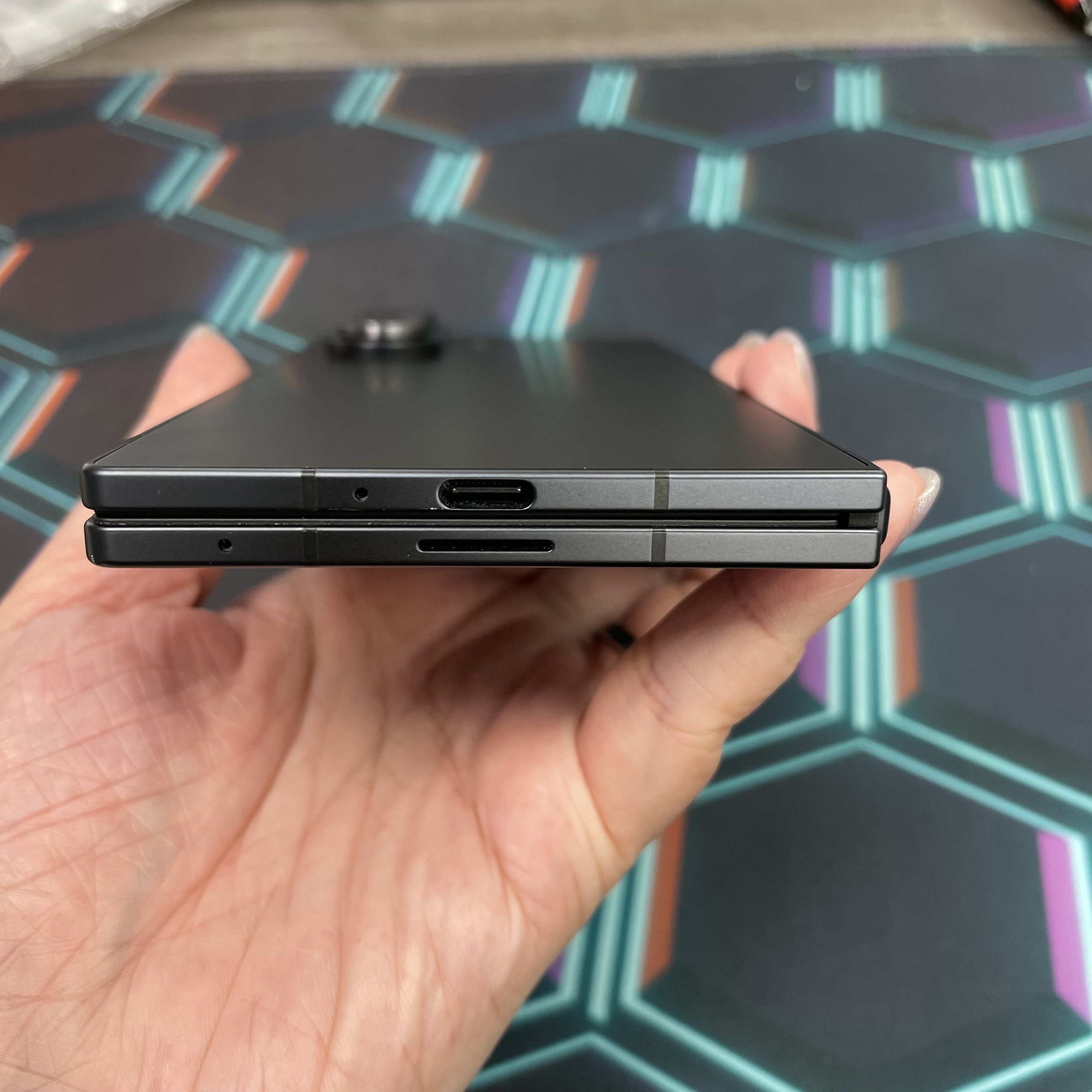 *6827 Galaxy Z Fold 7 勁靚機 16+1TB 黑色 black
