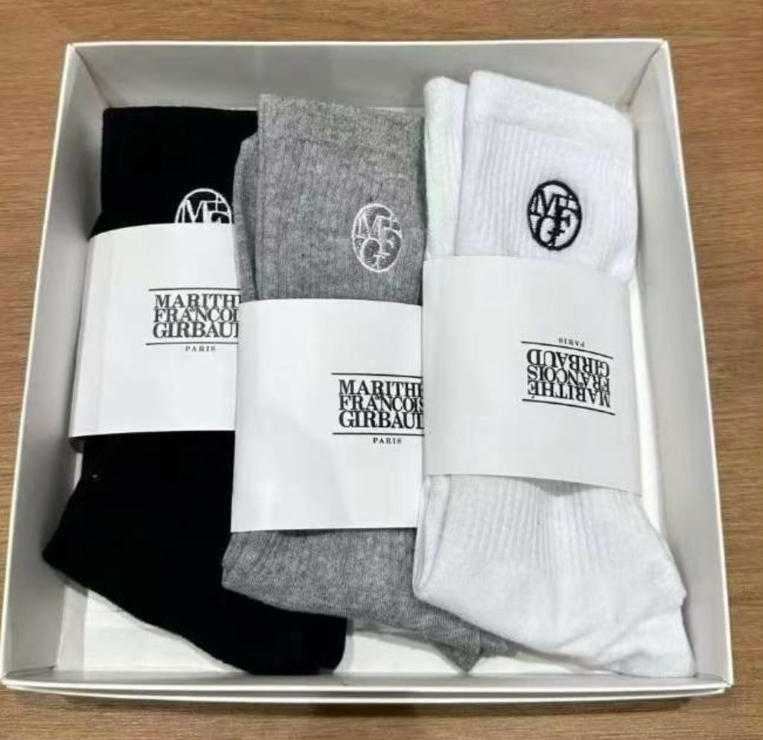 *🇰🇷韓國直送MARITHE FRANCOIS GIRBAUD 🇰🇷韓國專門店/免稅店 2025年秋冬最新款折扣優惠棉襪3件套👍🏻靚料👍🏻舒服👍🏻*