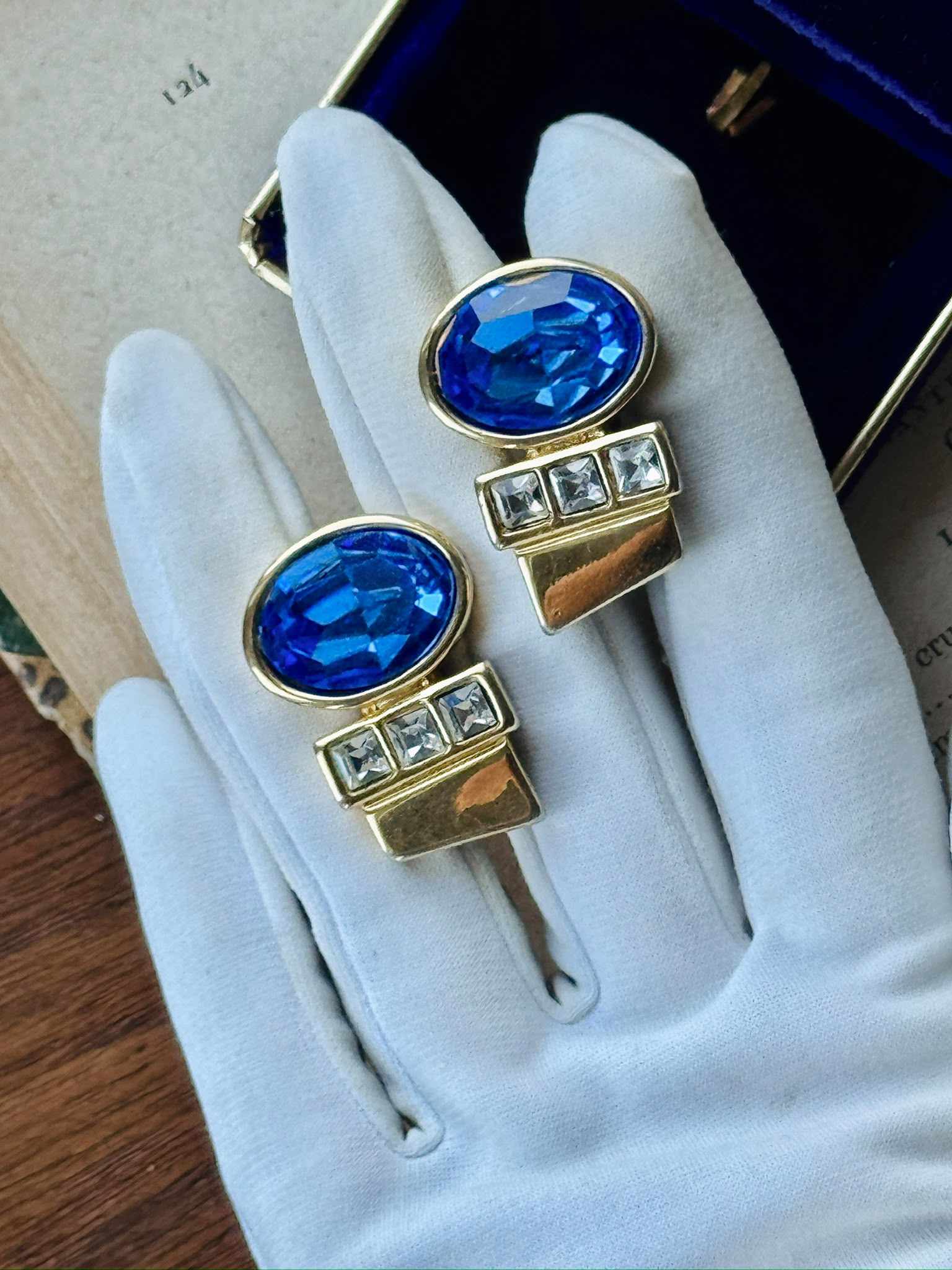 C.a. 1980s Faceted Royal Blue Glass Statement Clip Earrings (MT2644)