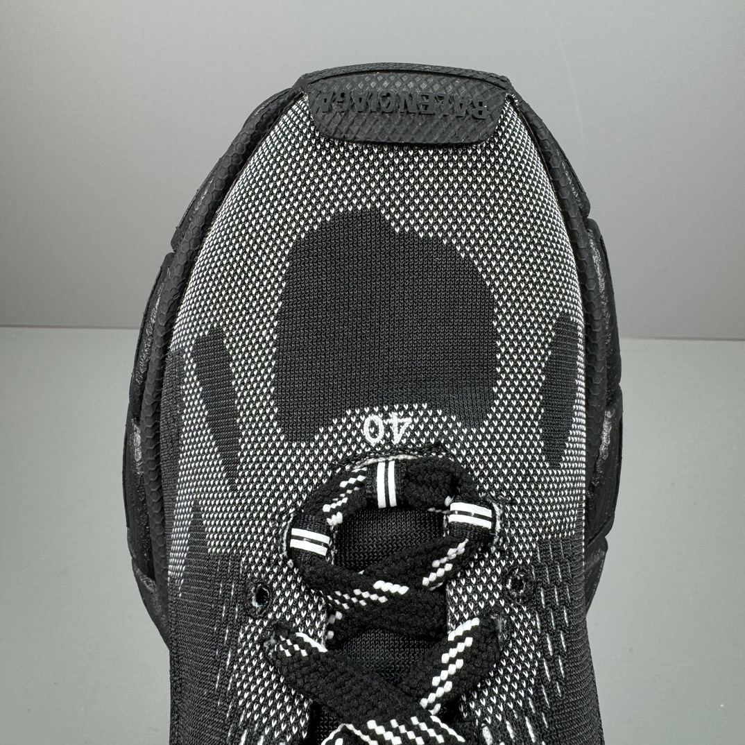 Under Armour x Balenciaga 3XL Knit Sneaker