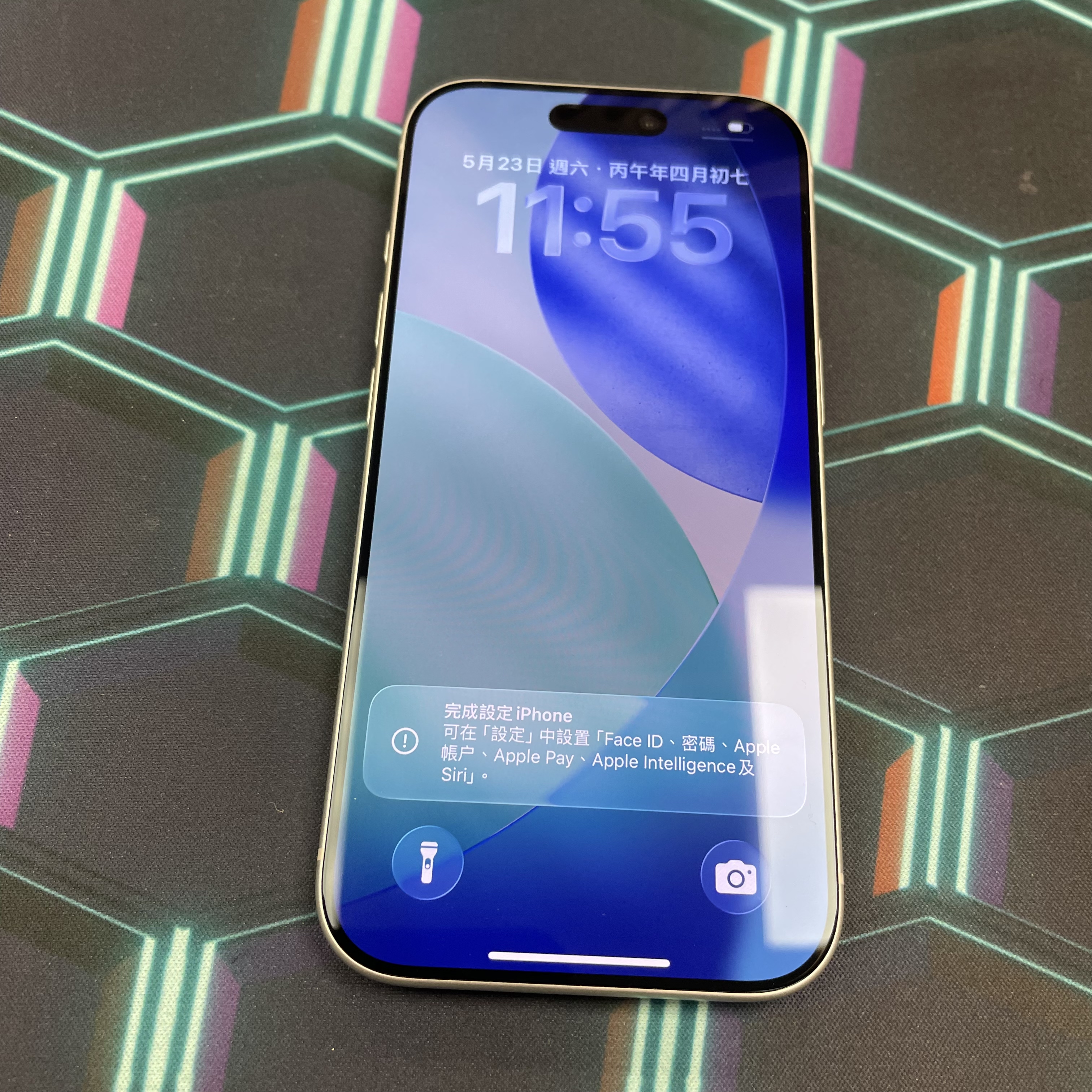 *6610 17 Pro 完美機 256GB 電100 銀色 sliver