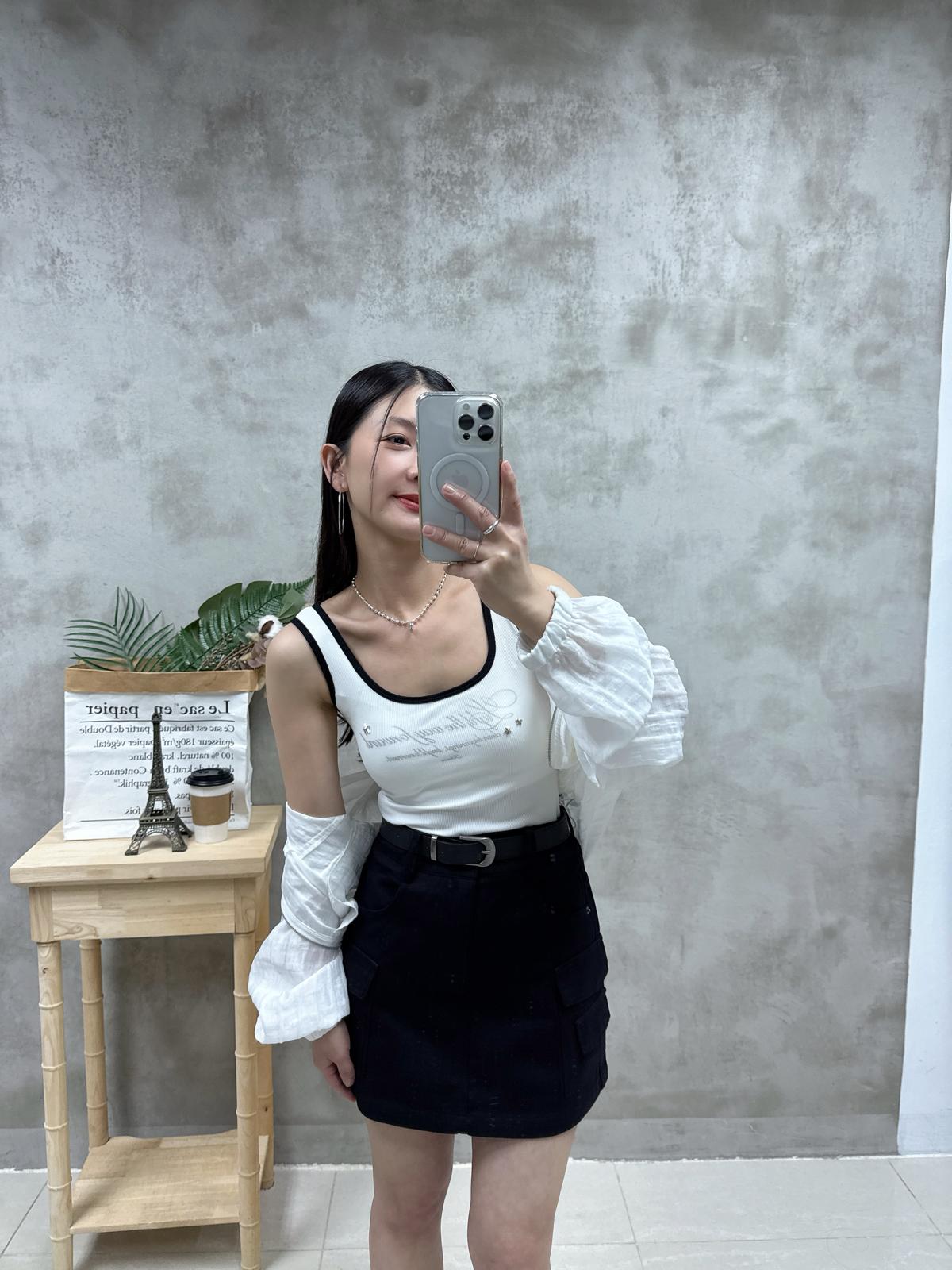 E16 拼色方領釘釘Bra top