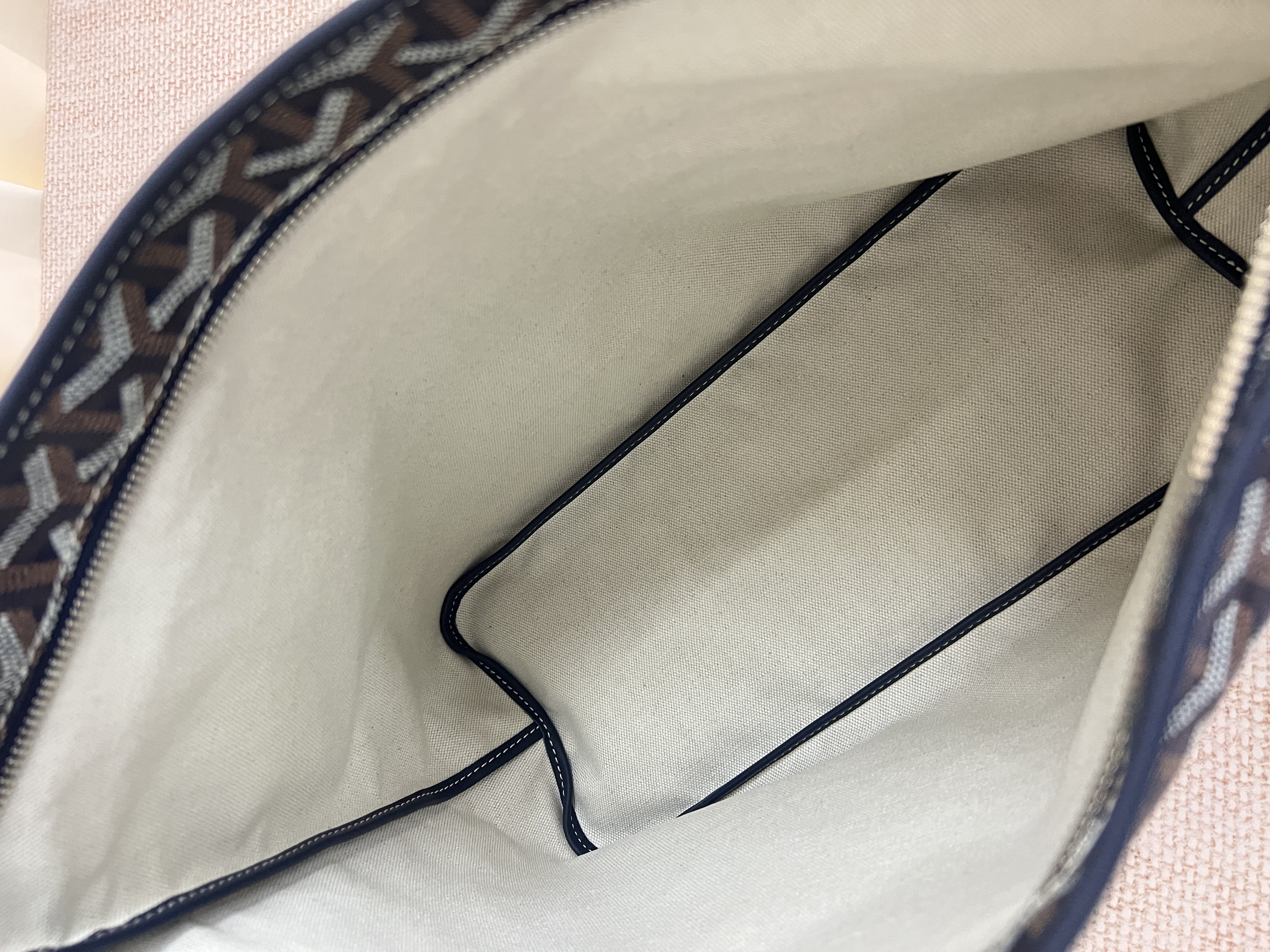 Pre-owned Goyard Bohème Hobo Bag/ Product Code: 26022601