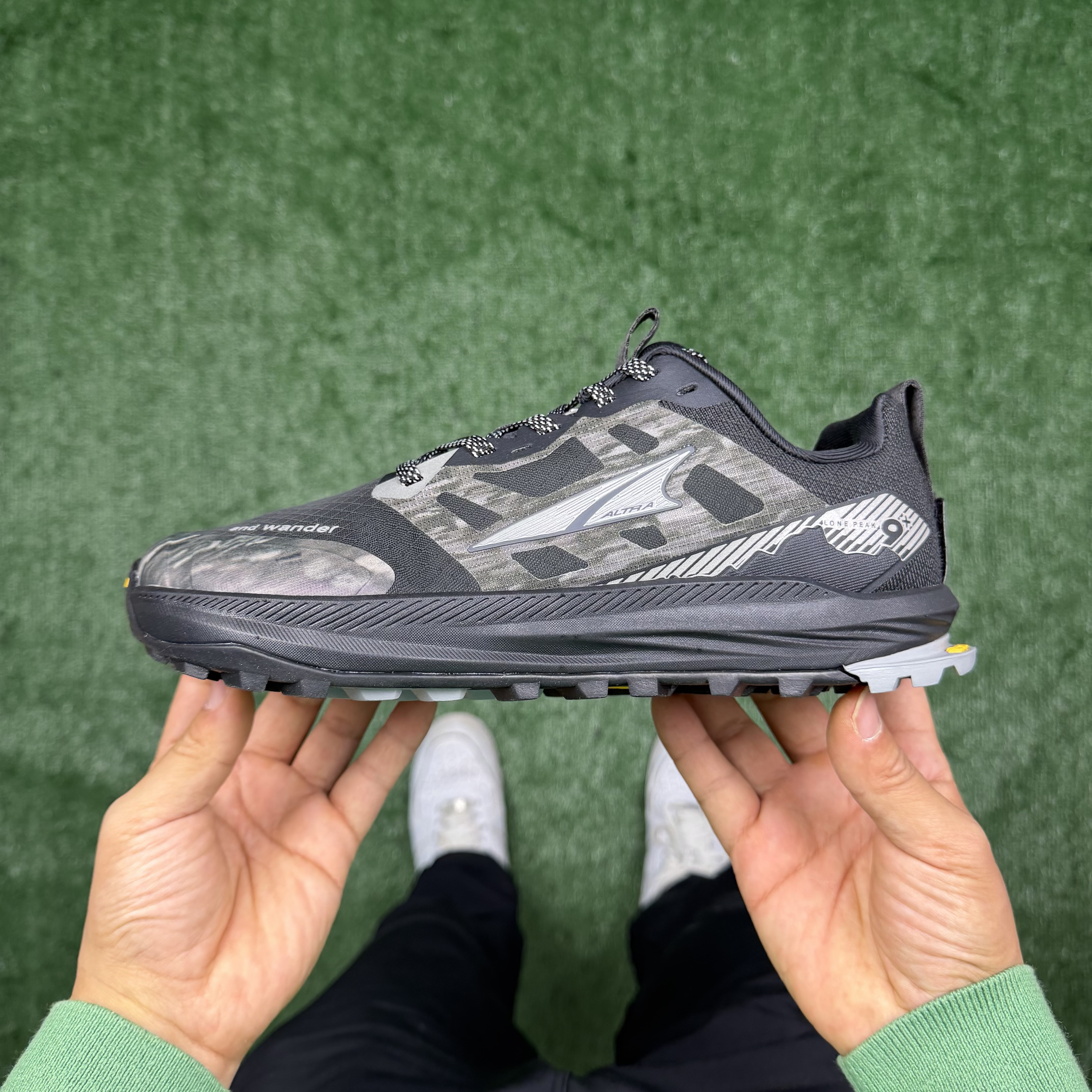 Altra Lone Peak 9+ 