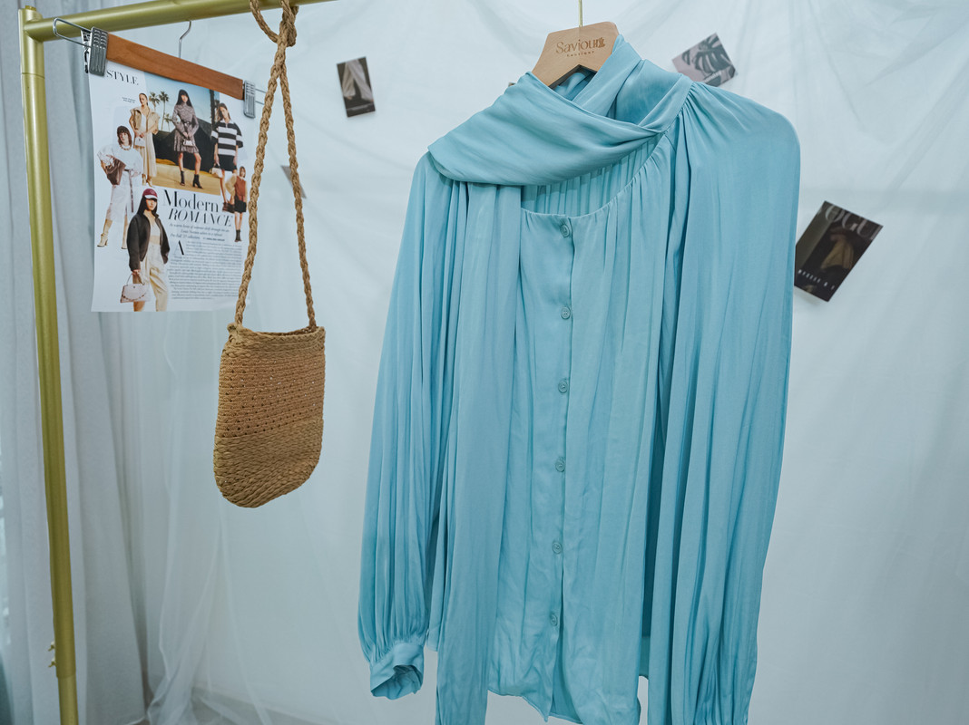 Chiffon Blouse with Scarf Collar ‖ 飘逸垂感围巾领雪纺上衣 KR01121714