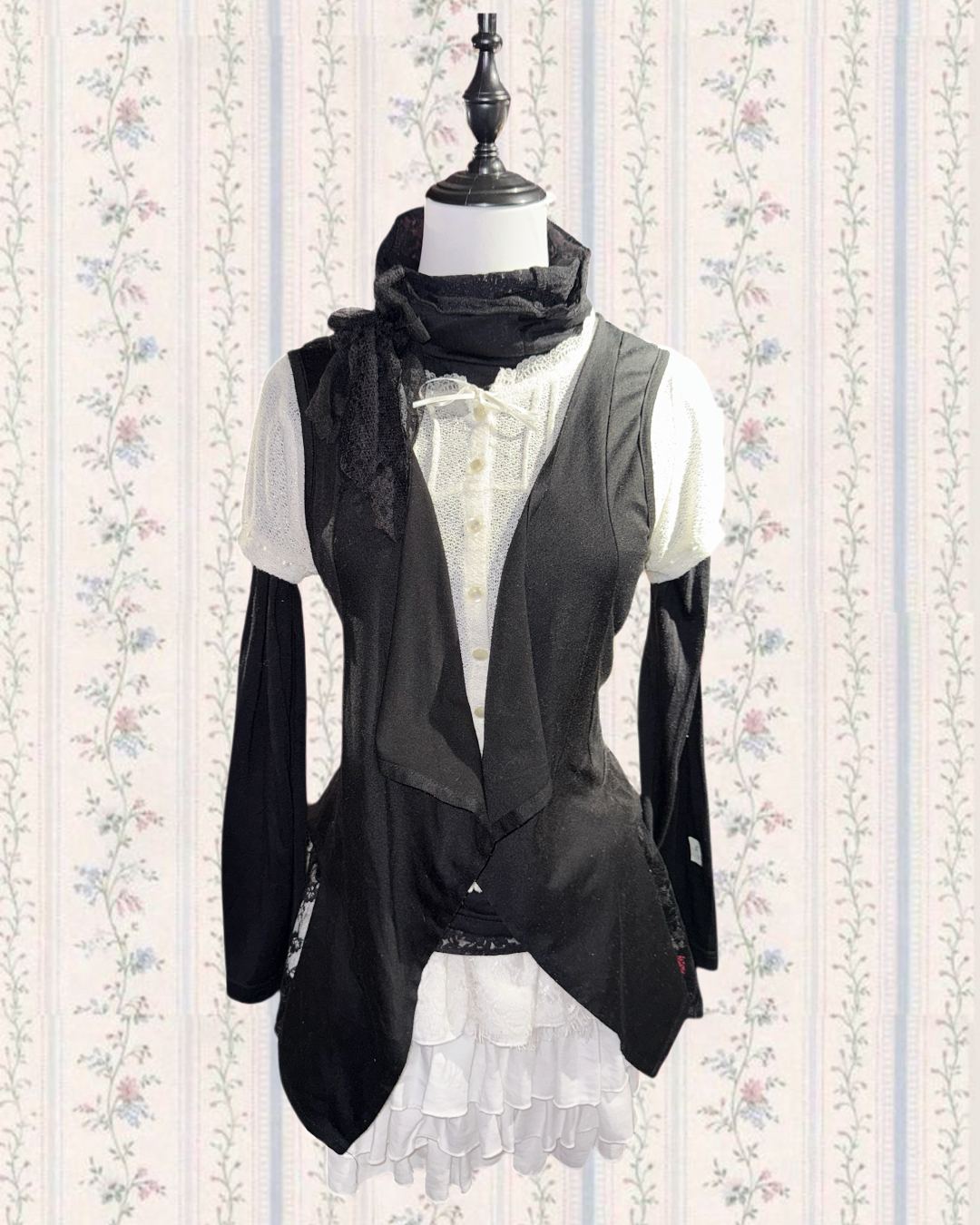Black and White Lace Ruffled Princess Set