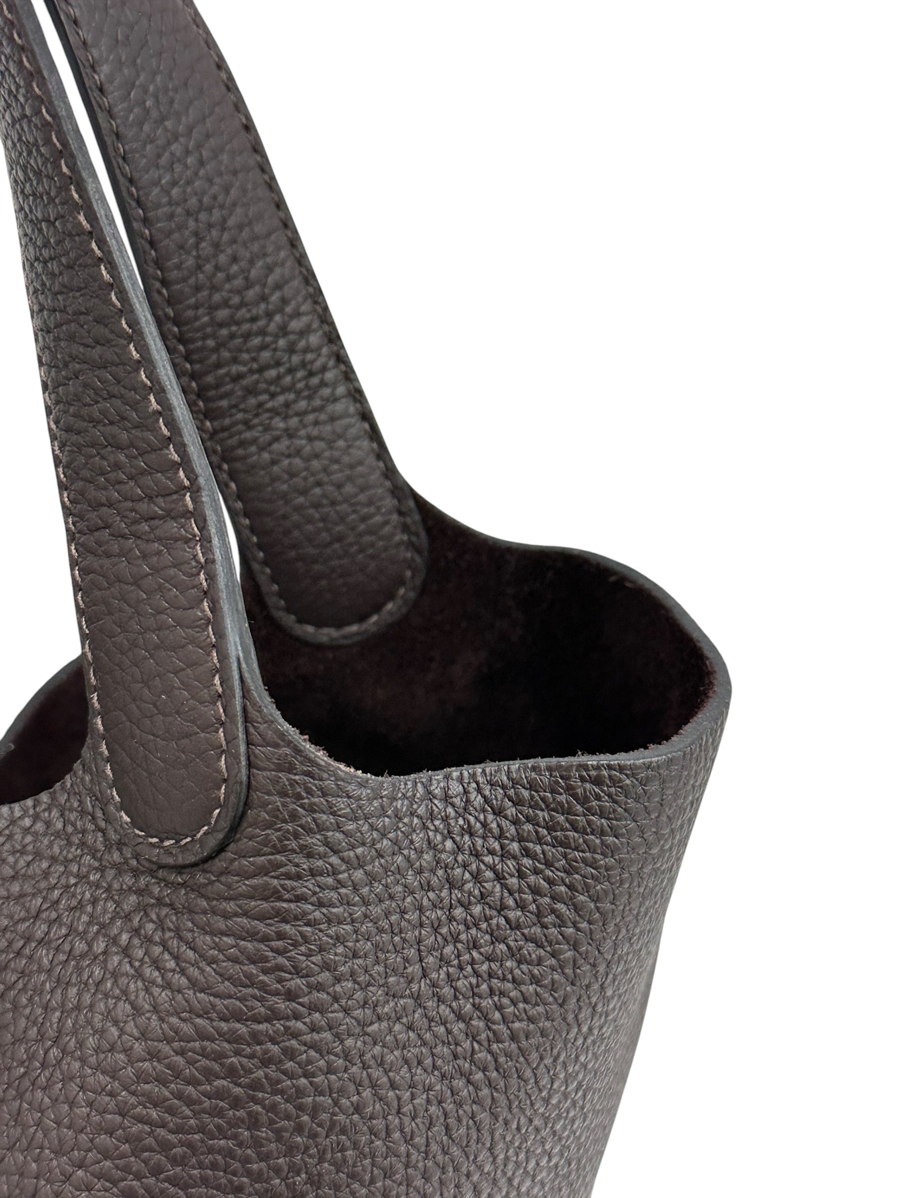Pre-Owned HERMÉS P22 Stamp Z / Product Code: 072108