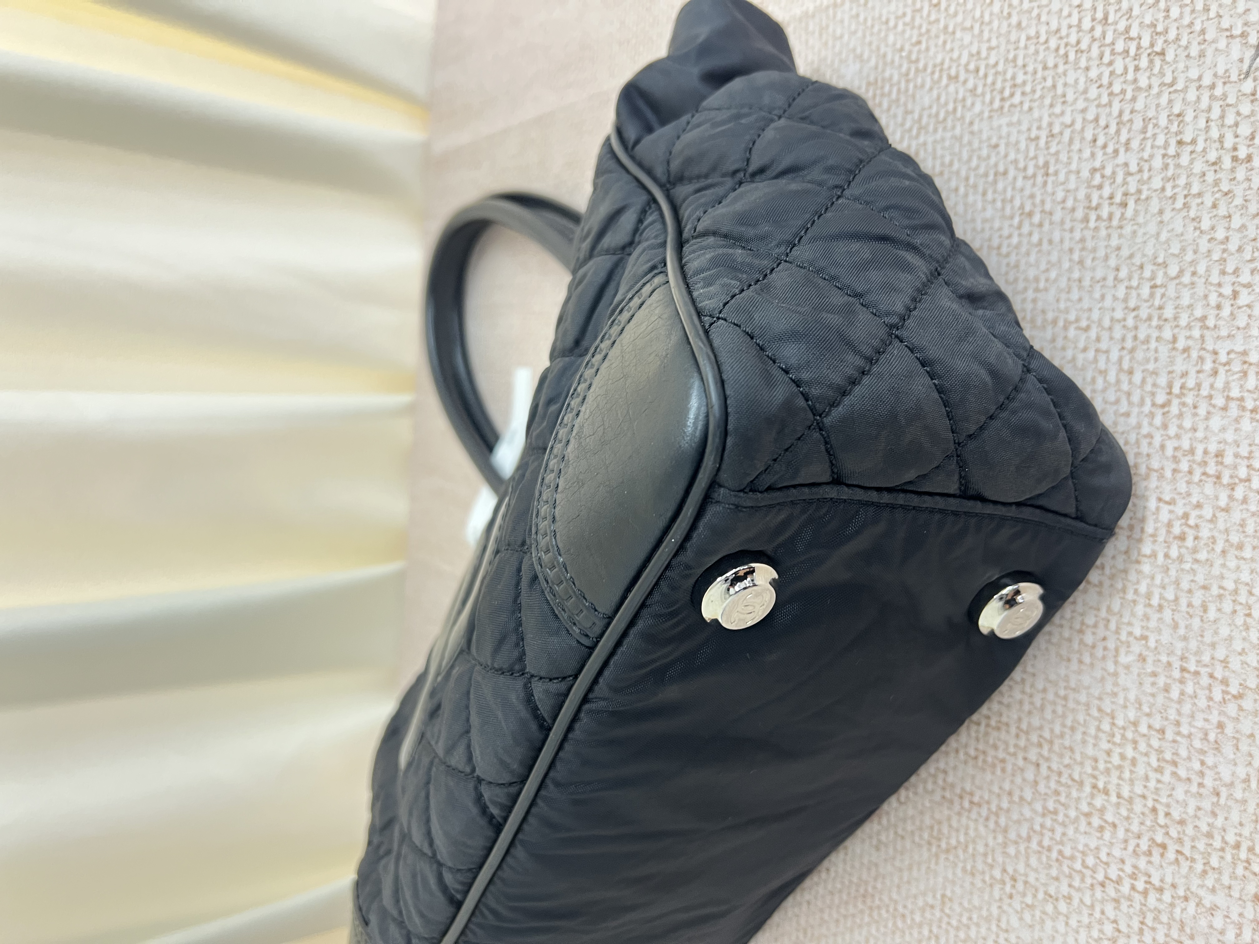 Pre-owned Chanel Paris-New York Line / Product Code: 26040207