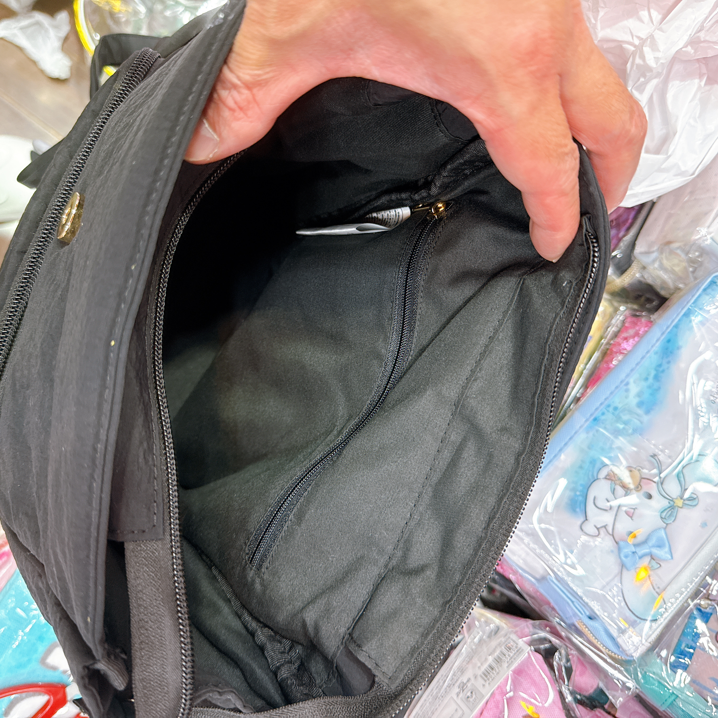日本限定版布甸狗背囊