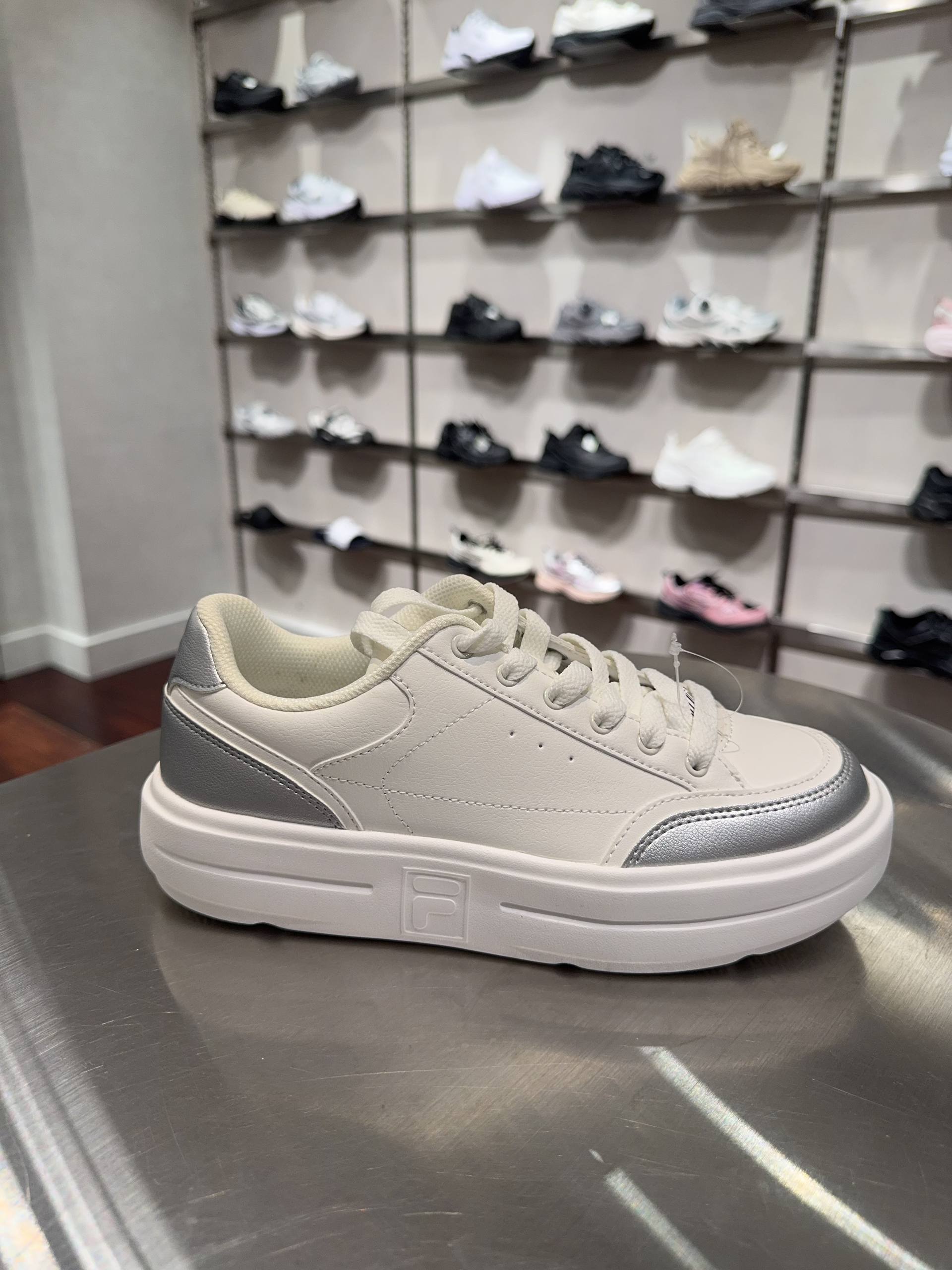 🇰🇷FILA 球鞋✨