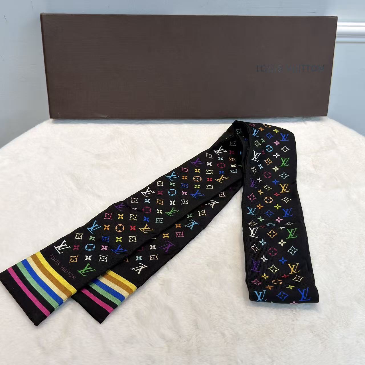 【村上隆xLV🌼 絕版限量款】 LV圍巾三彩Twilly絲巾