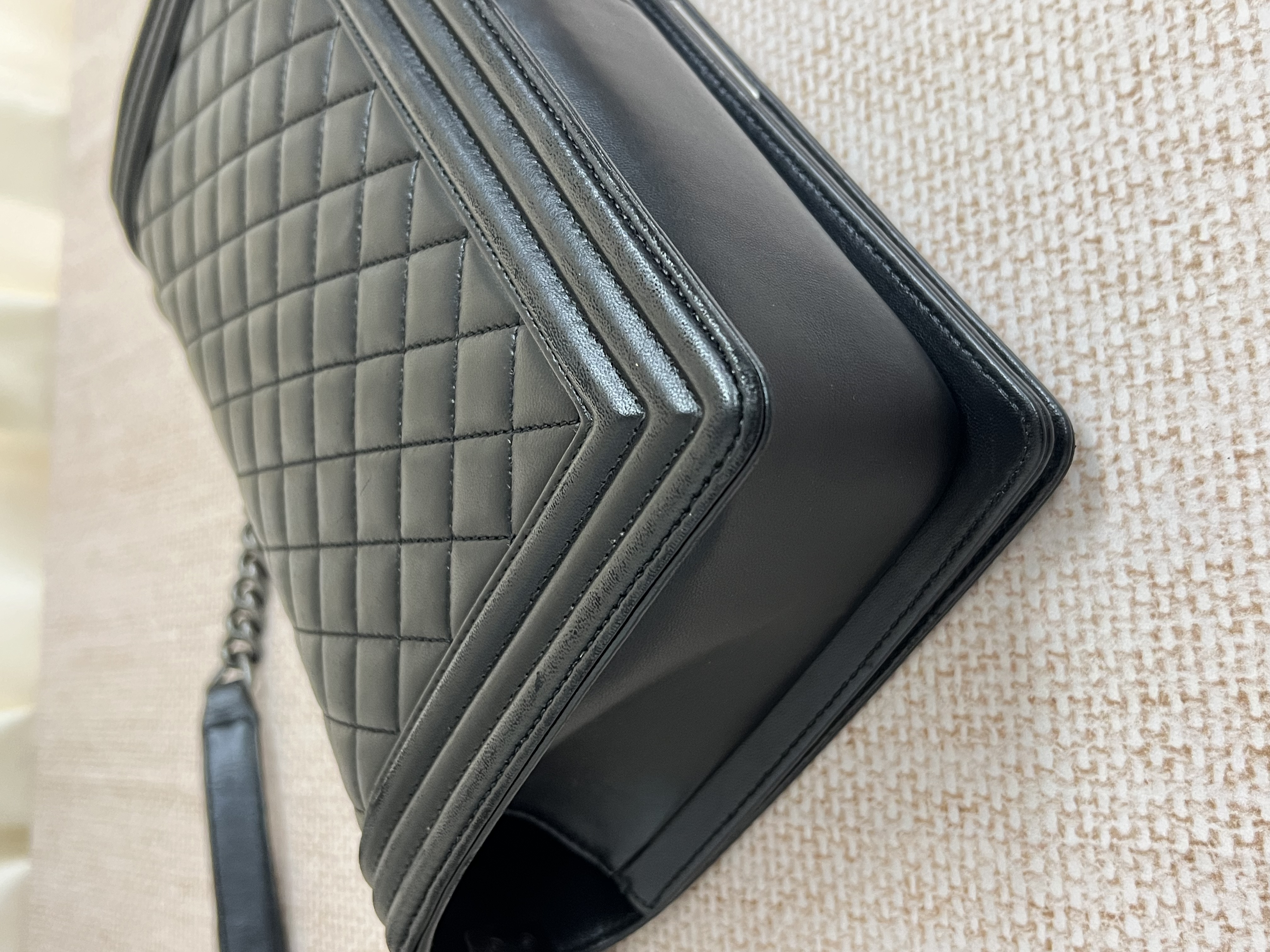 Pre-owned Chanel Boy/ Product Code: 26032205