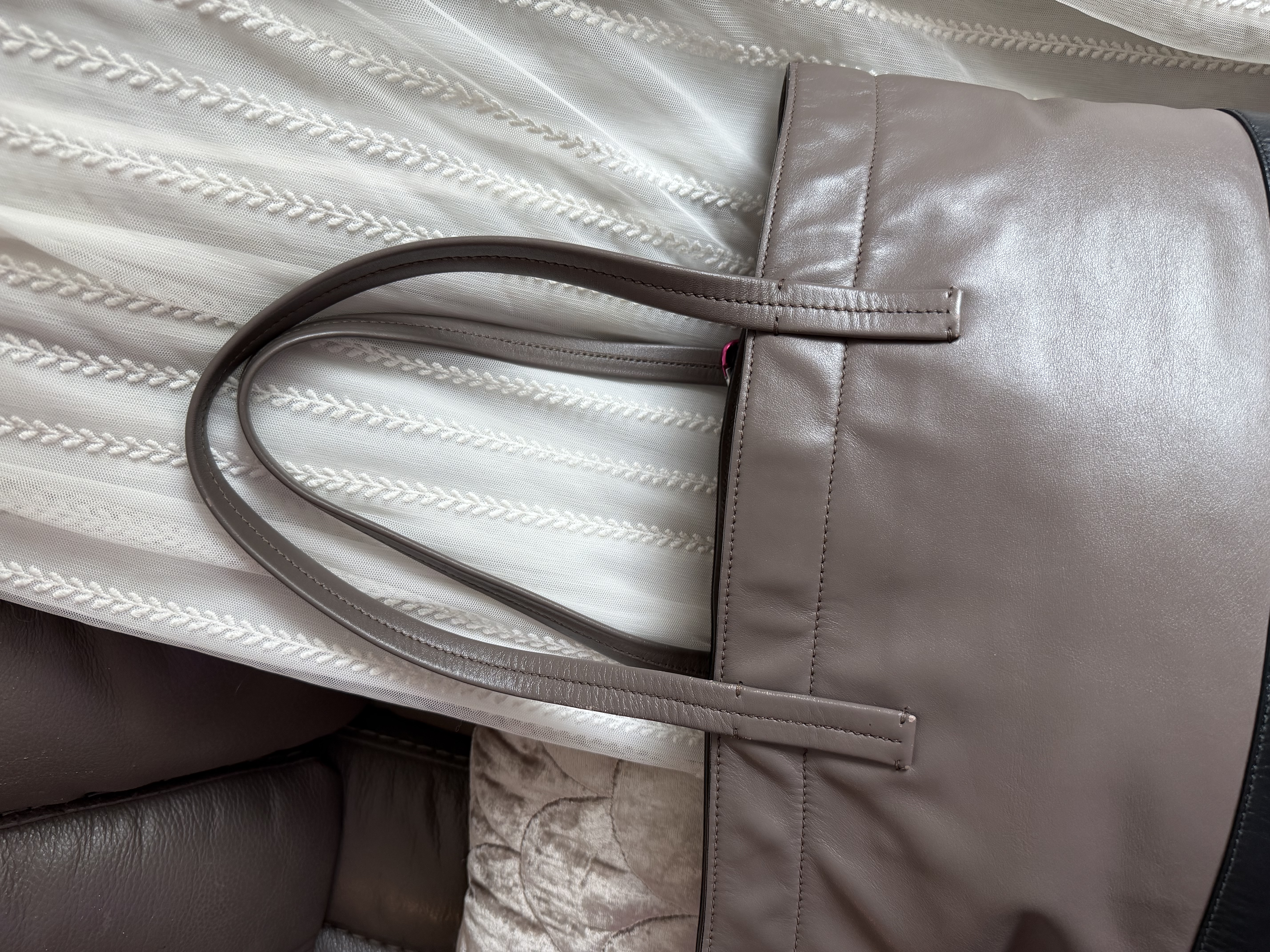 Miu miu ivy black grey leather tote bag