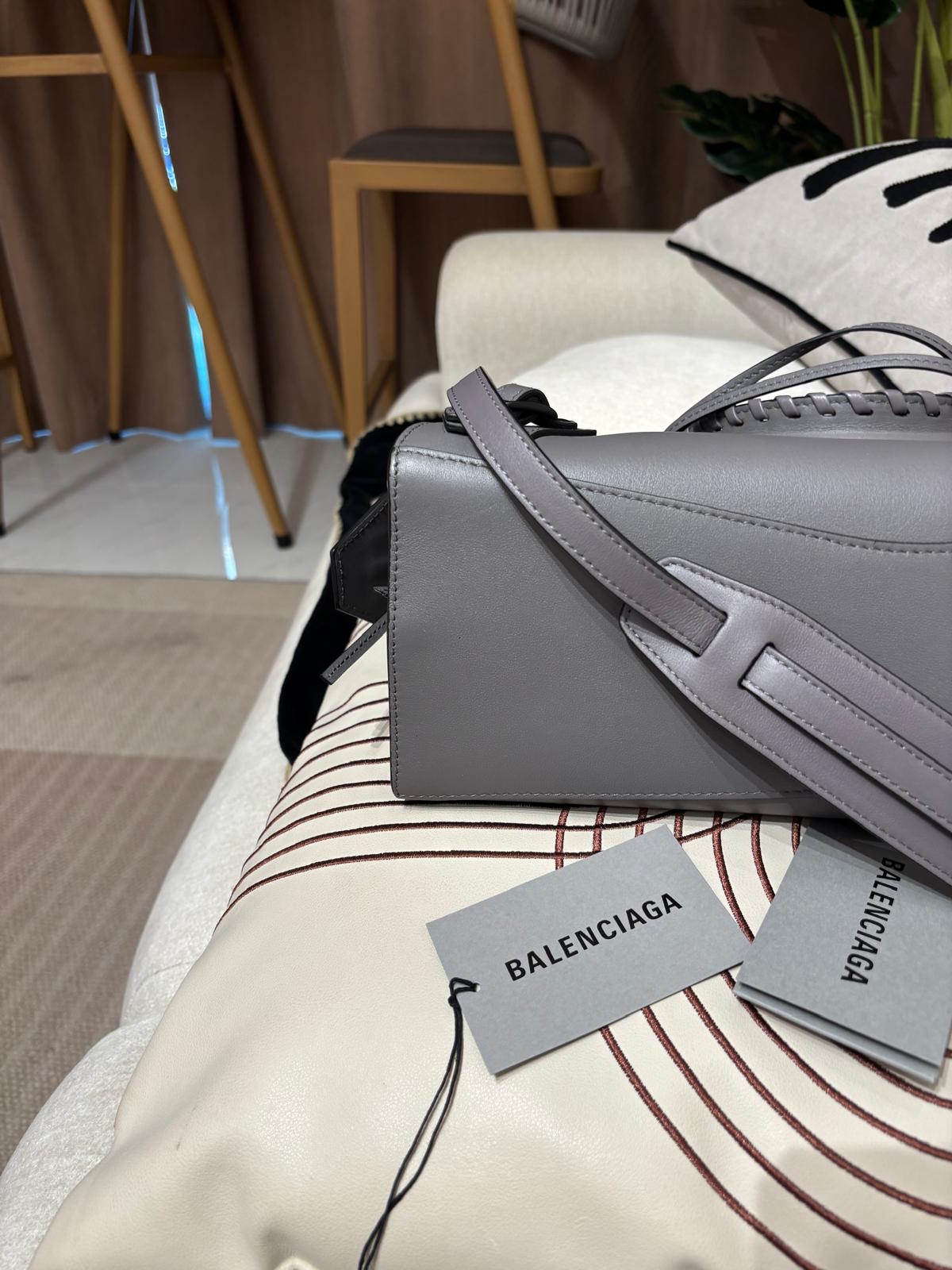 Balenciaga classic city calfskin 