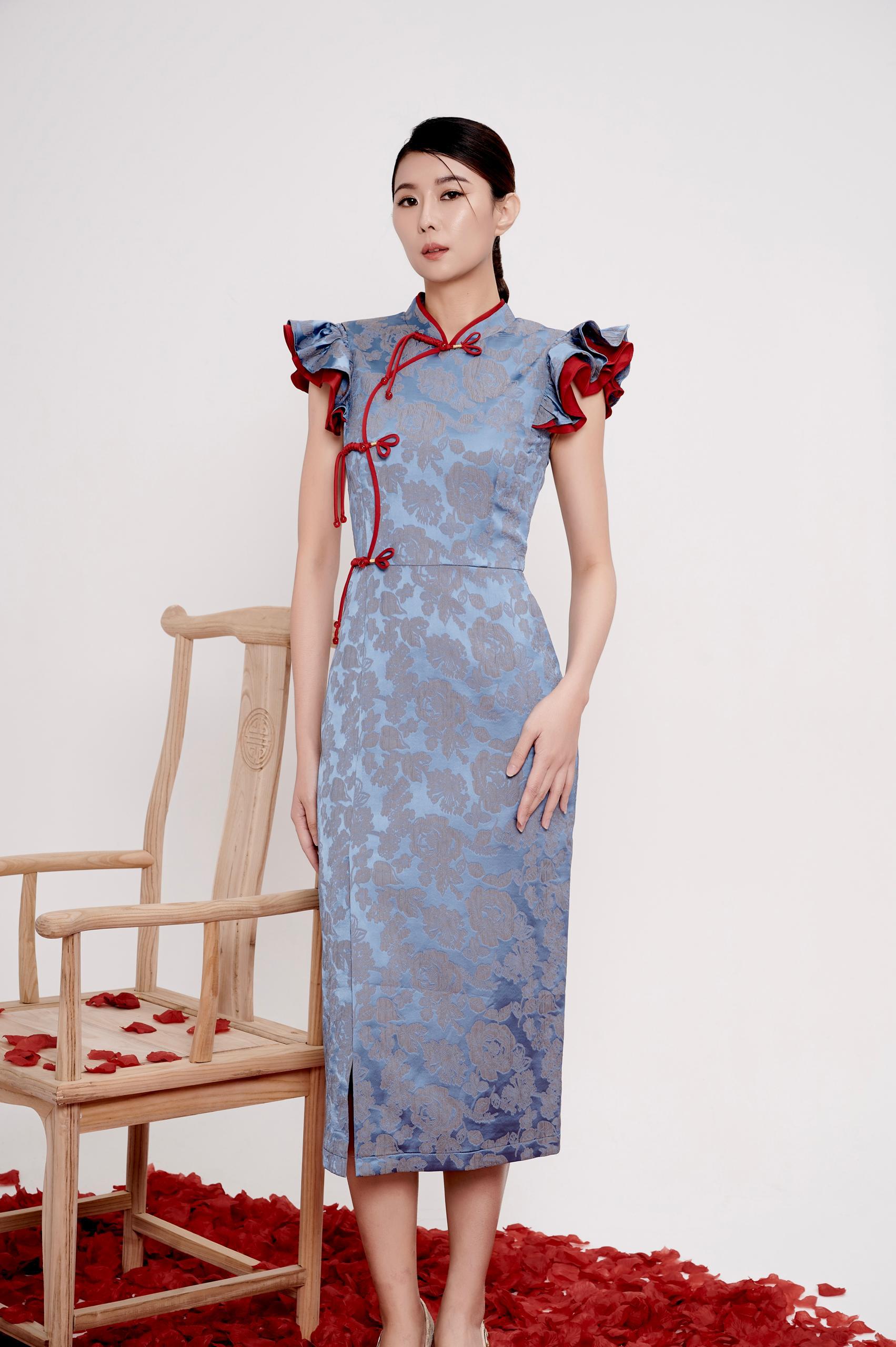 独家荷叶袖子旗袍  2131