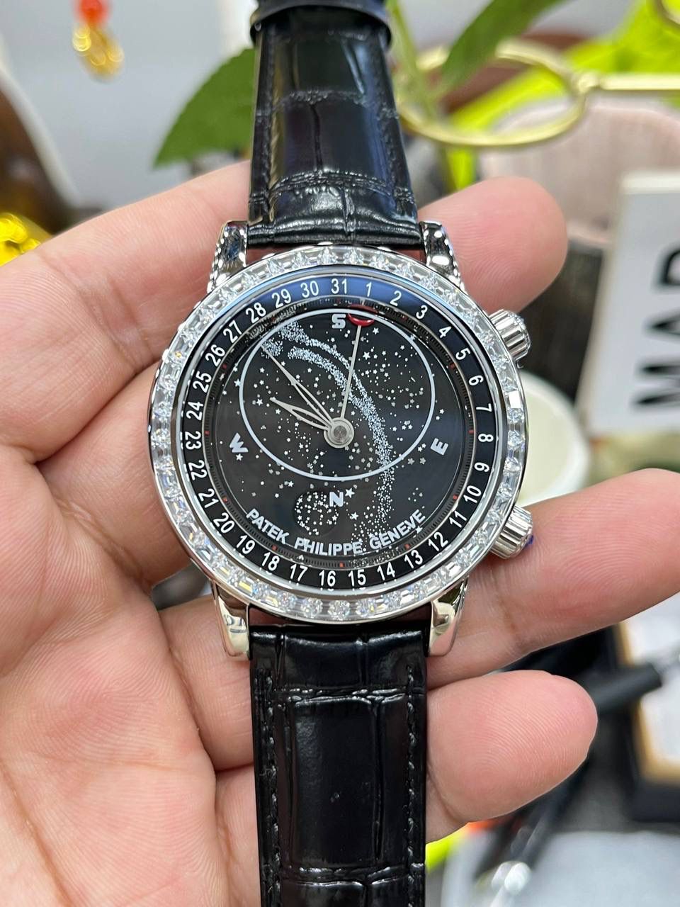 百达翡丽星空腕表：璀璨星河，腕间绽放