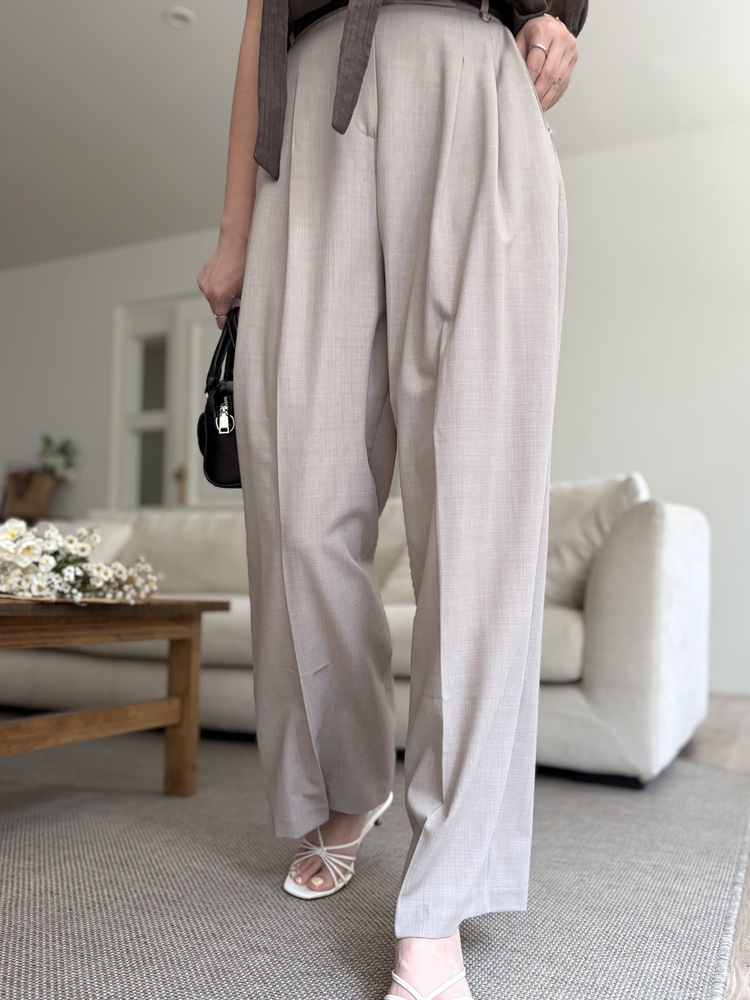 [極薄!] Strap Detail Pleated Pants (Oatmeal)